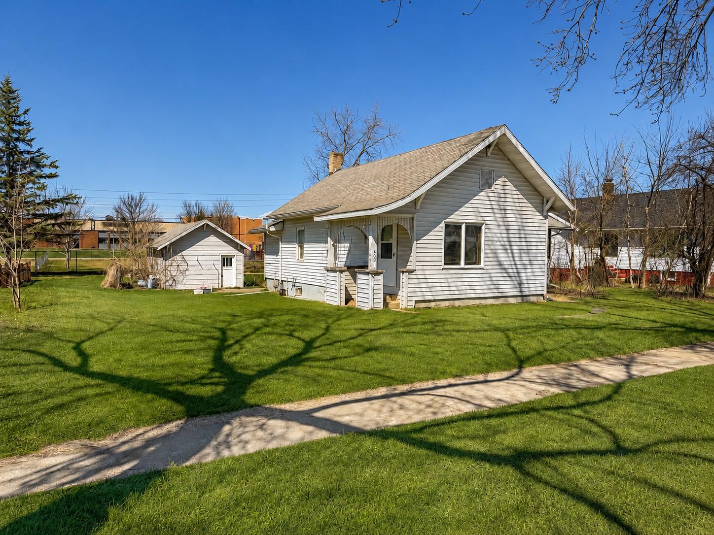 Homes for sale in Staples, MN | 409 5th St Ne, Staples, MN 56479 | MLS# 7061849