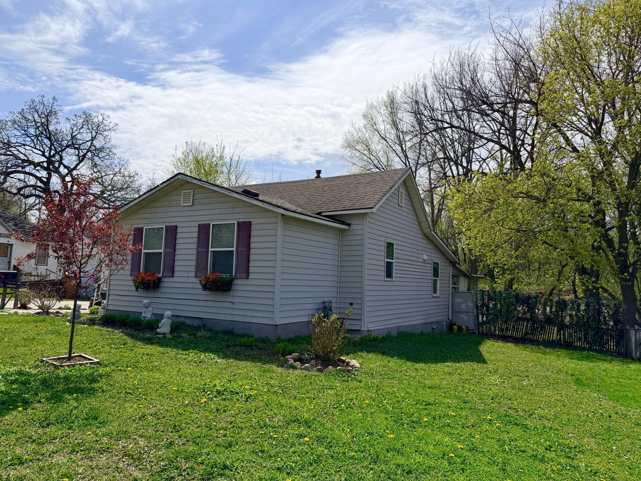 Homes for sale in Albert Lea, MN | 1023 Abbott St, Albert Lea, MN 56007 | MLS# 7062254