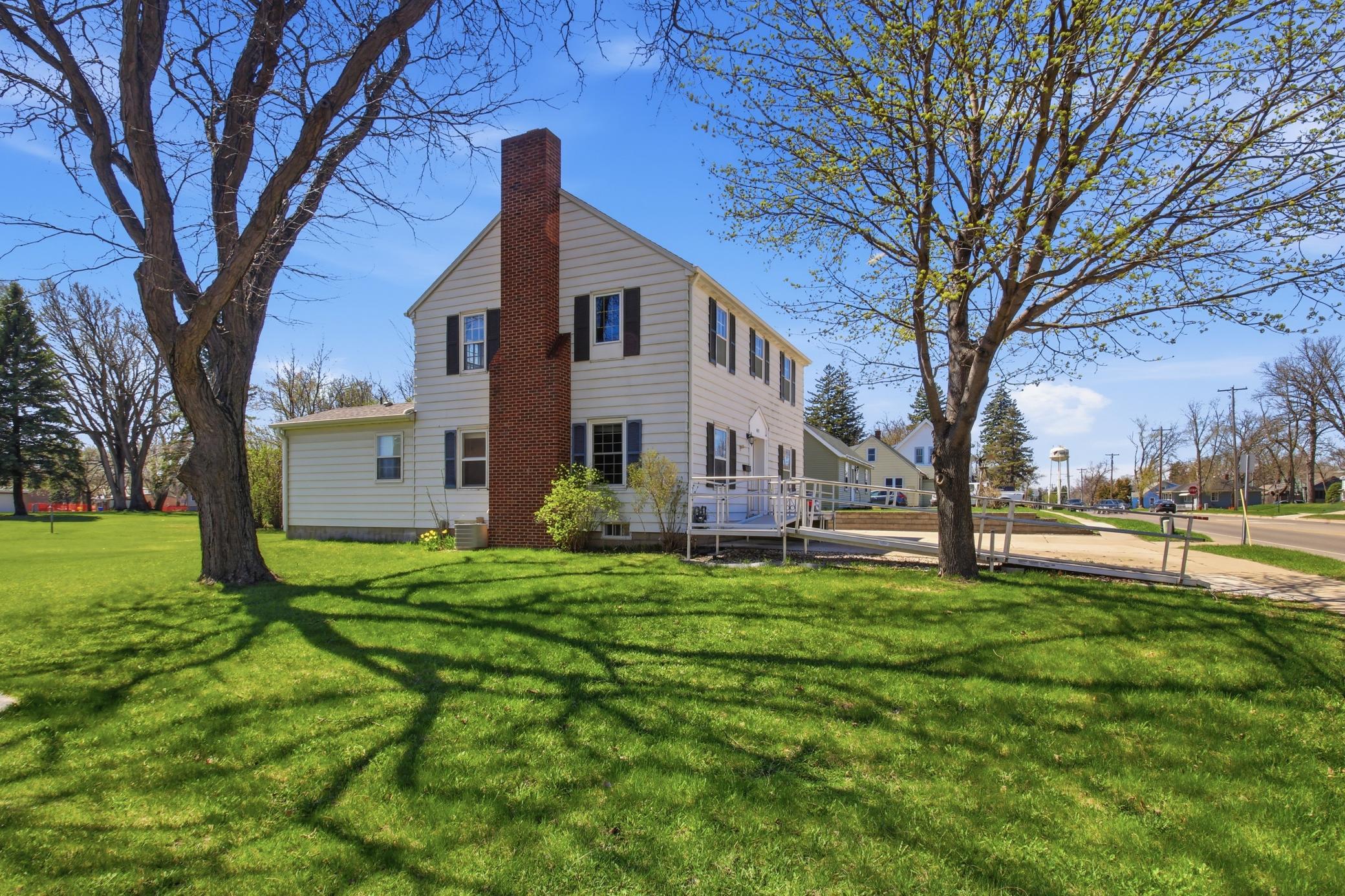 Homes for sale in Willmar, MN | 405 Willmar Ave Sw, Willmar, MN 56201 | MLS# 7062620