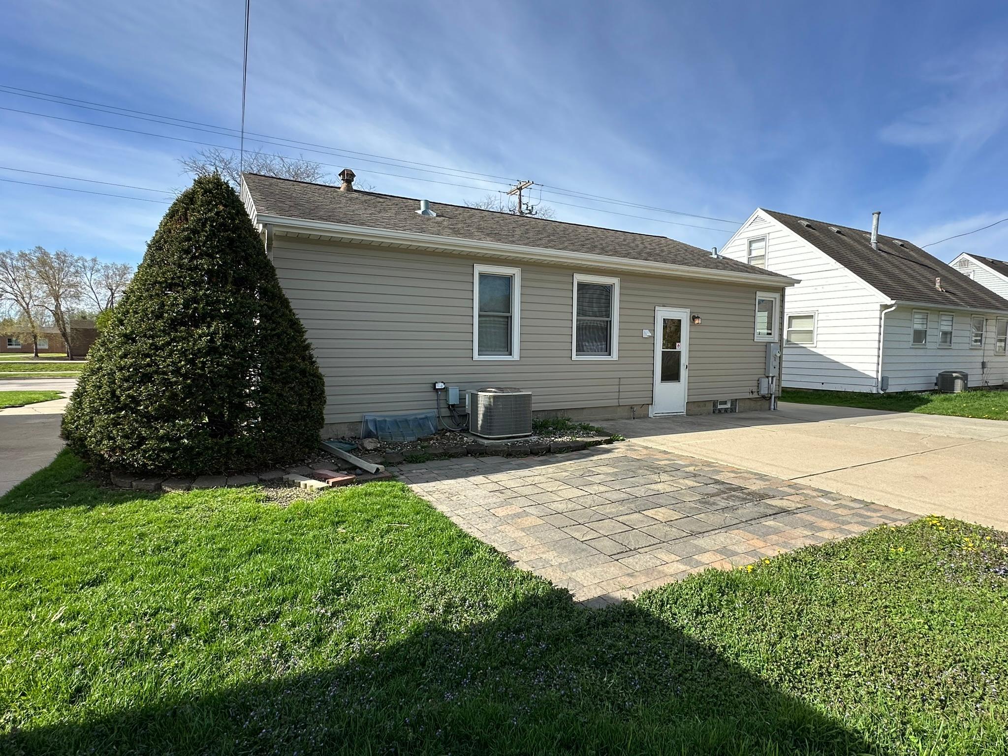 Homes for sale in Austin, MN | 1611 4Th Ave Se, Austin, MN 55912 | MLS# 7062688