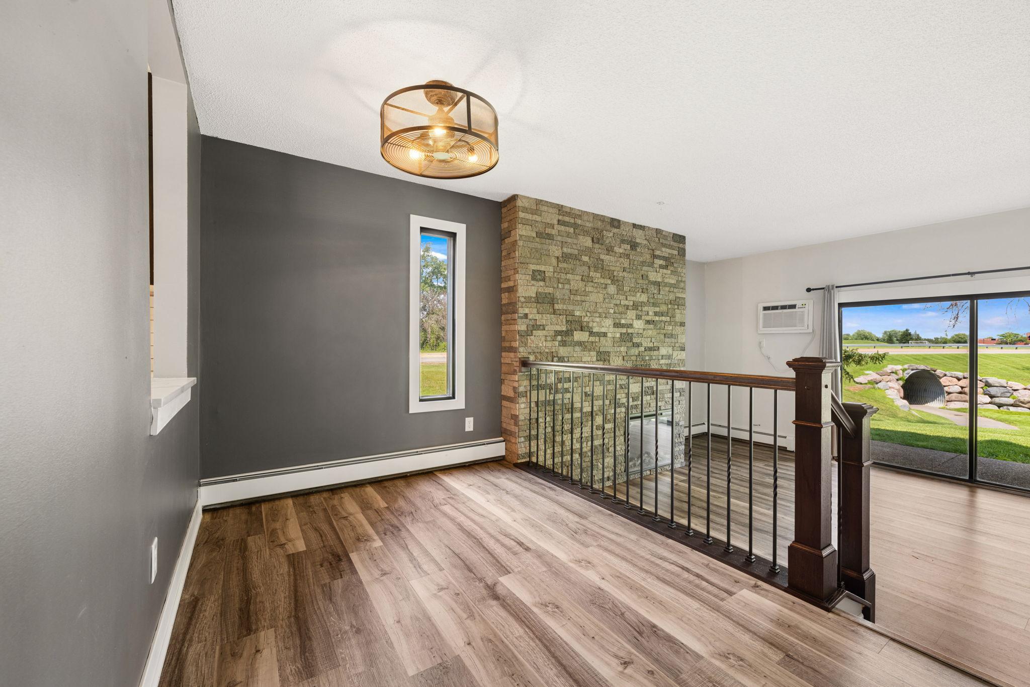 4th image of 1577 Millpond Ct, Chaska, MN 55318