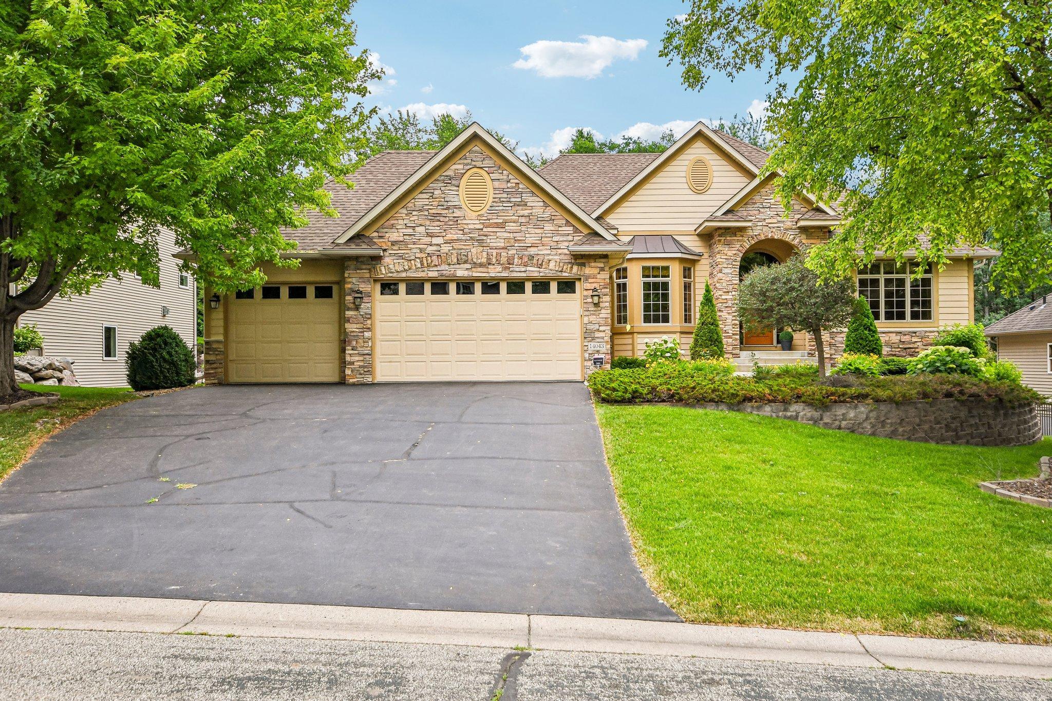 2nd image of 14043 Kings Ct, Savage, MN 55378 | MLS# 7062881