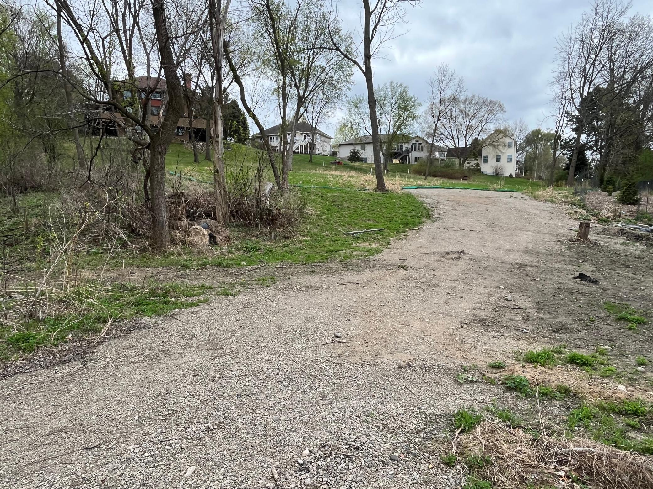 4th image of 2850 Bridgeview Ter, Saint Paul, MN 55121 | MLS# 7062923