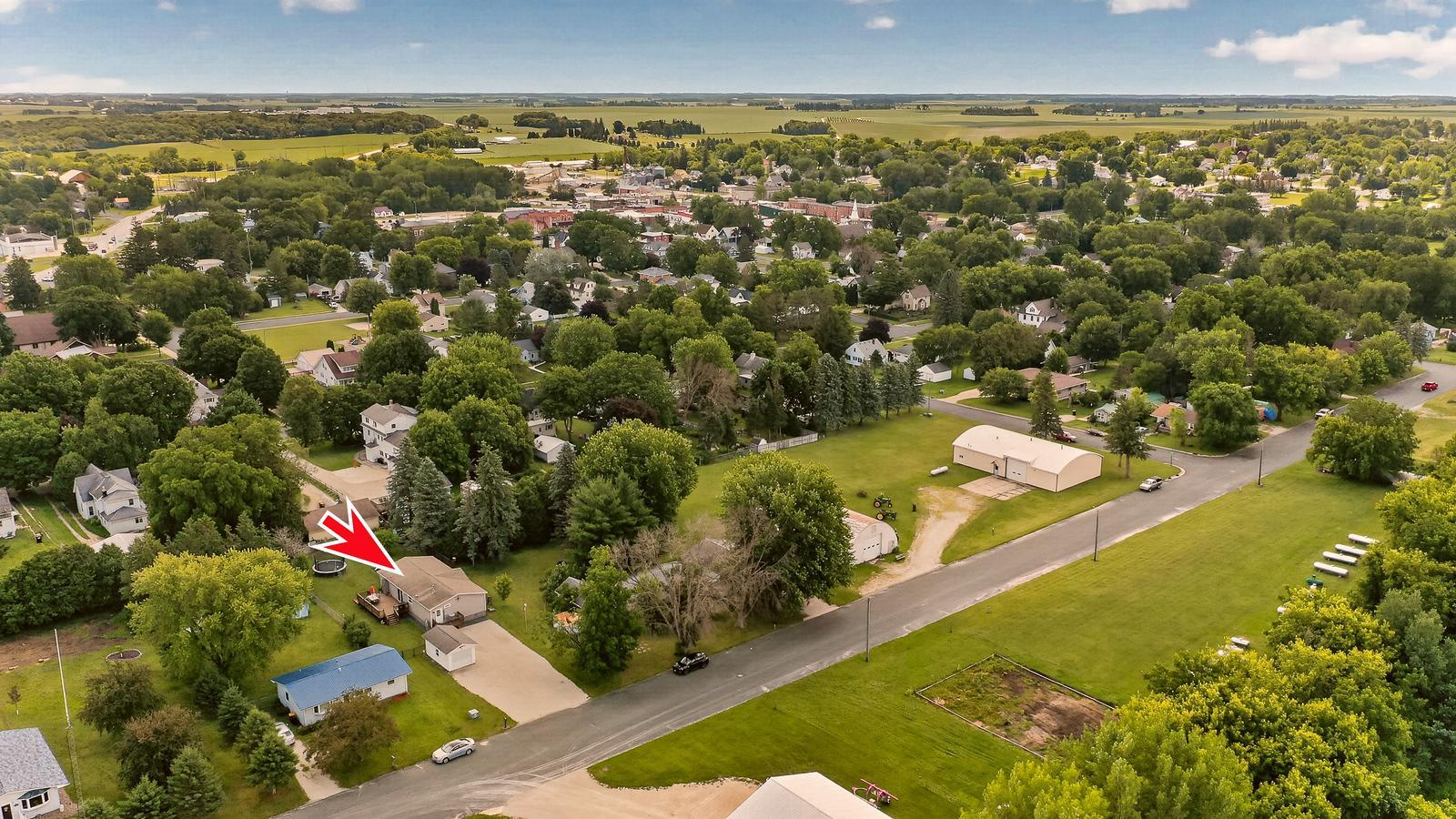 4th image of 405 N Pleasant Ave, Spring Valley, MN 55975 | MLS# 7062985