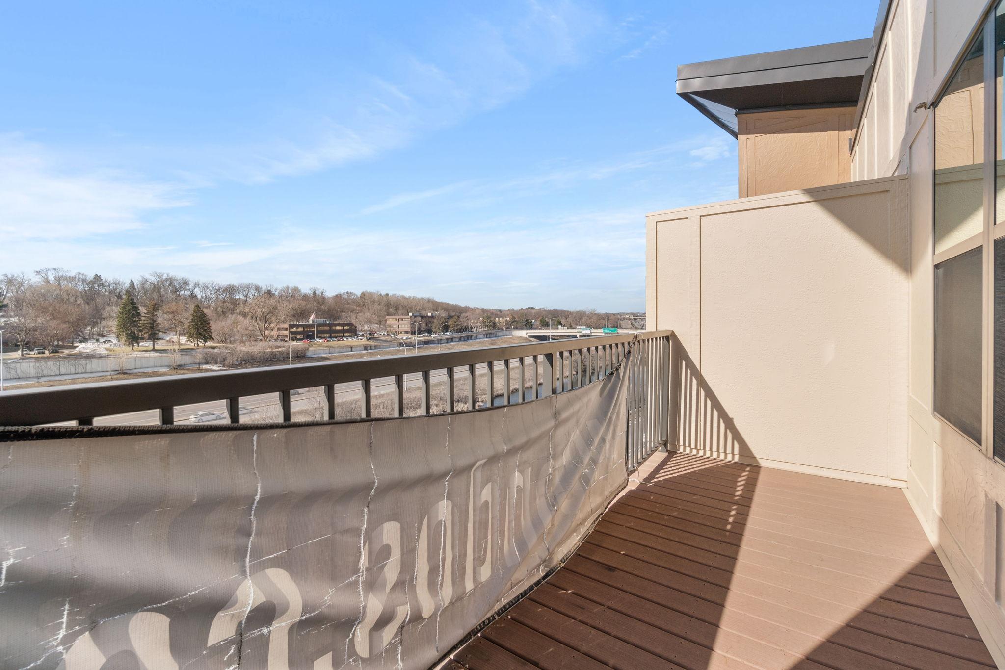 Homes for sale in Saint Louis Park, MN | 1155 Ford Rd #314, Saint Louis Park, MN 55426 | MLS# 7063061