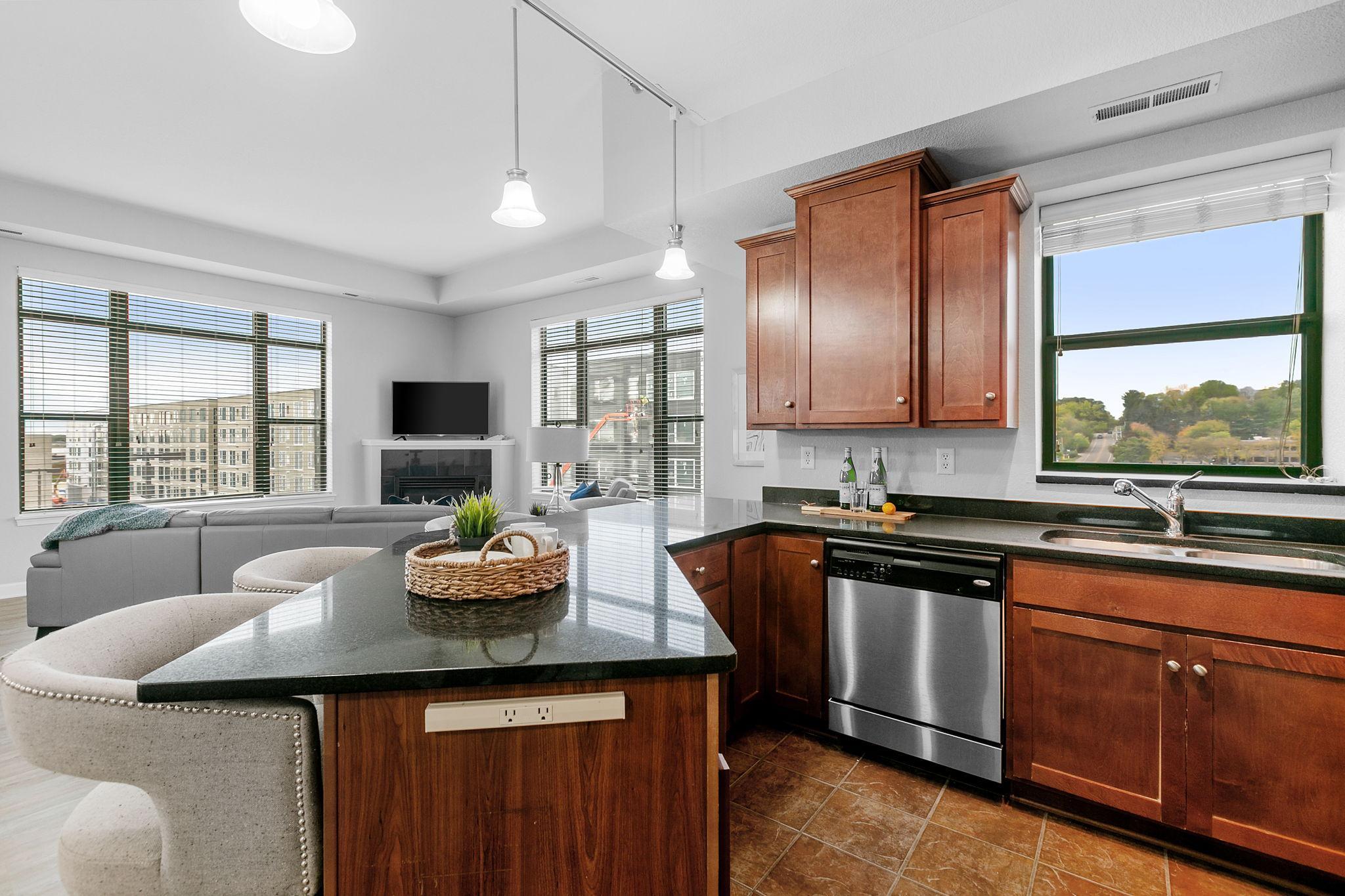 5th image of 1155 Ford Rd #402, Minneapolis, MN 55426 | MLS# 7063066