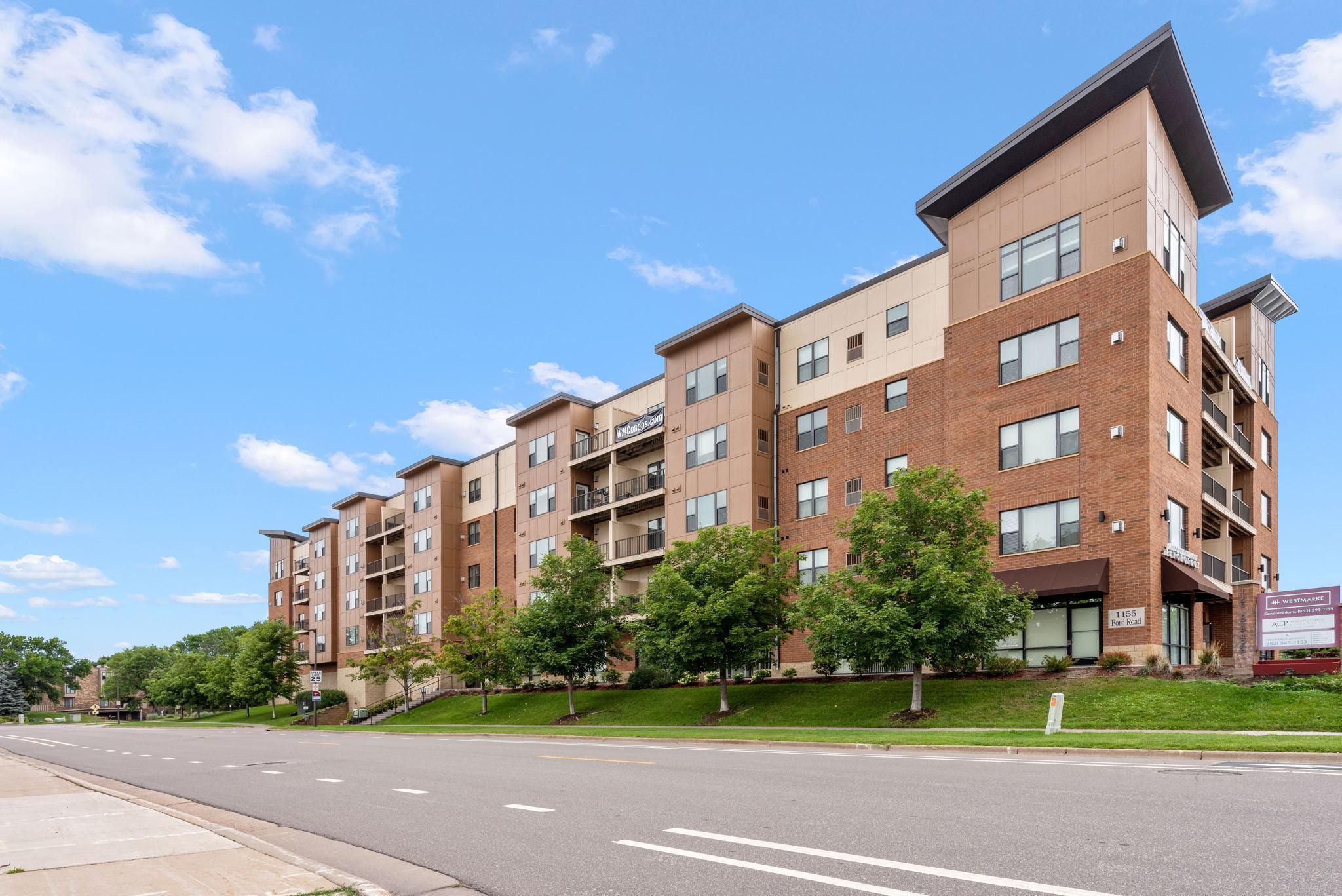 Homes for sale in Saint Louis Park, MN | 1155 Ford Rd #512, Saint Louis Park, MN 55426 | MLS# 7063069
