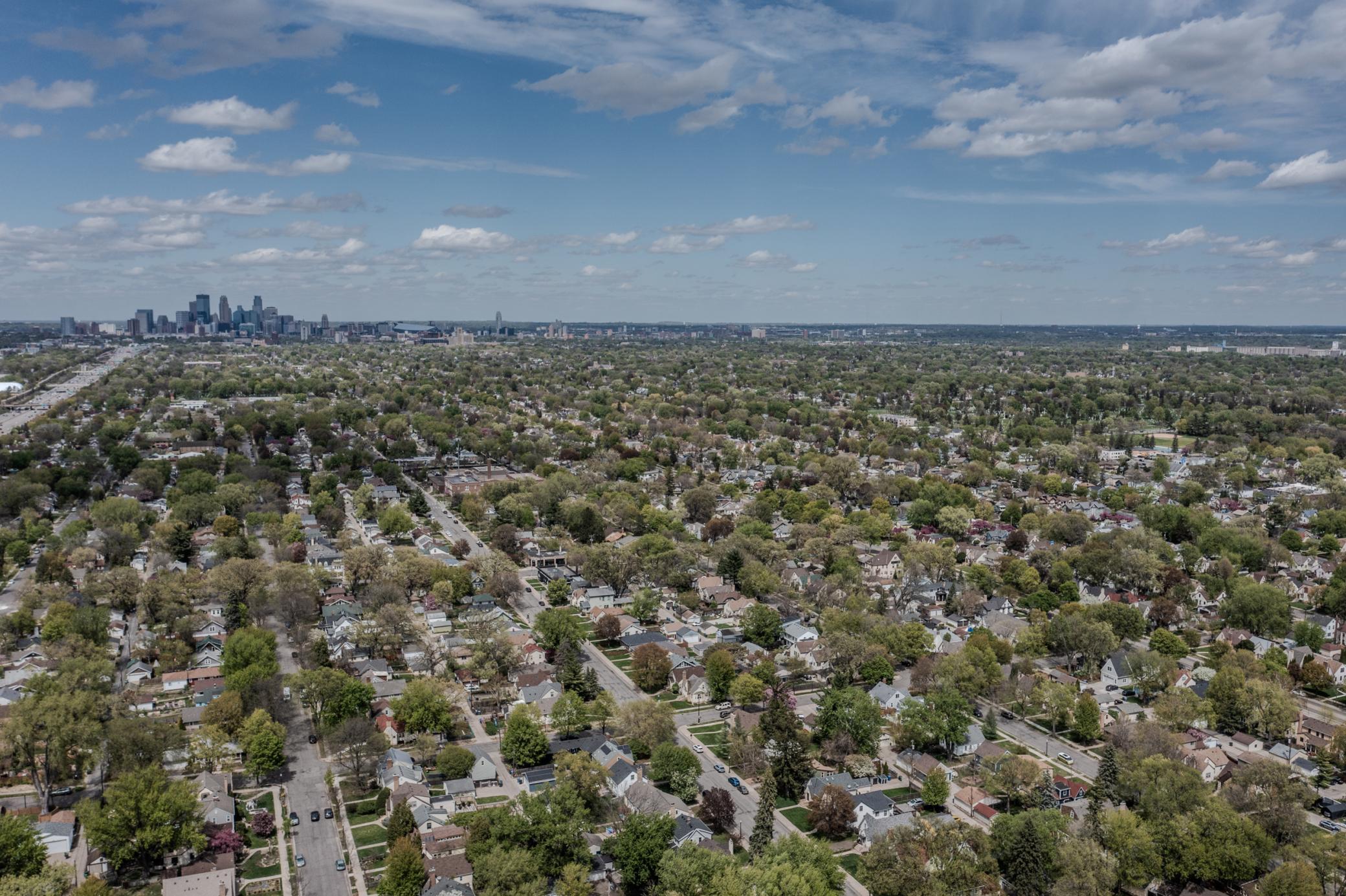 Homes for sale in Minneapolis, MN | 316 1/2 E Minnehaha Pkwy, Minneapolis, MN 55419 | MLS# 7063356