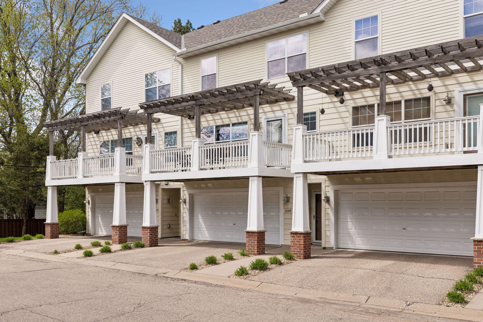 Homes for sale in Falcon Heights, MN | 1649 Arona St #6, Falcon Heights, MN 55108 | MLS# 7063905