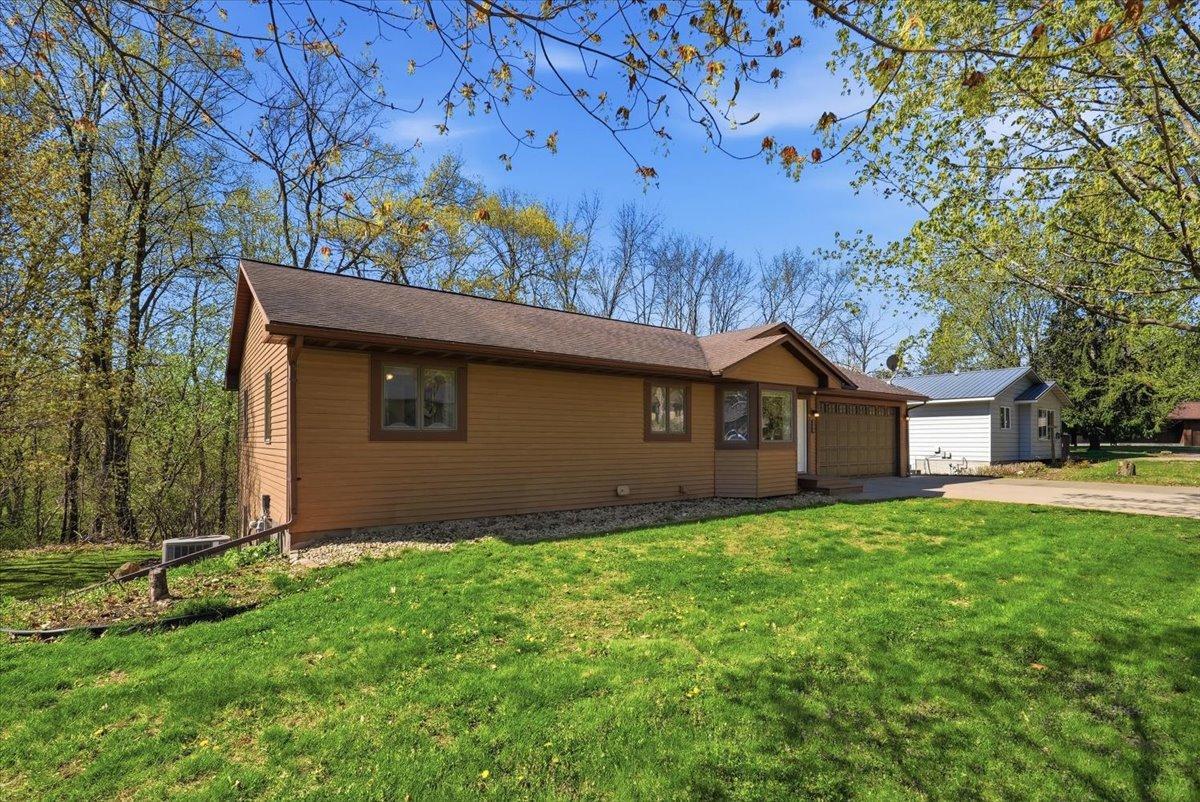 Homes for sale in Ellsworth, WI | 269 E Sunset Ln, Ellsworth, WI 54011 | MLS# 7064197