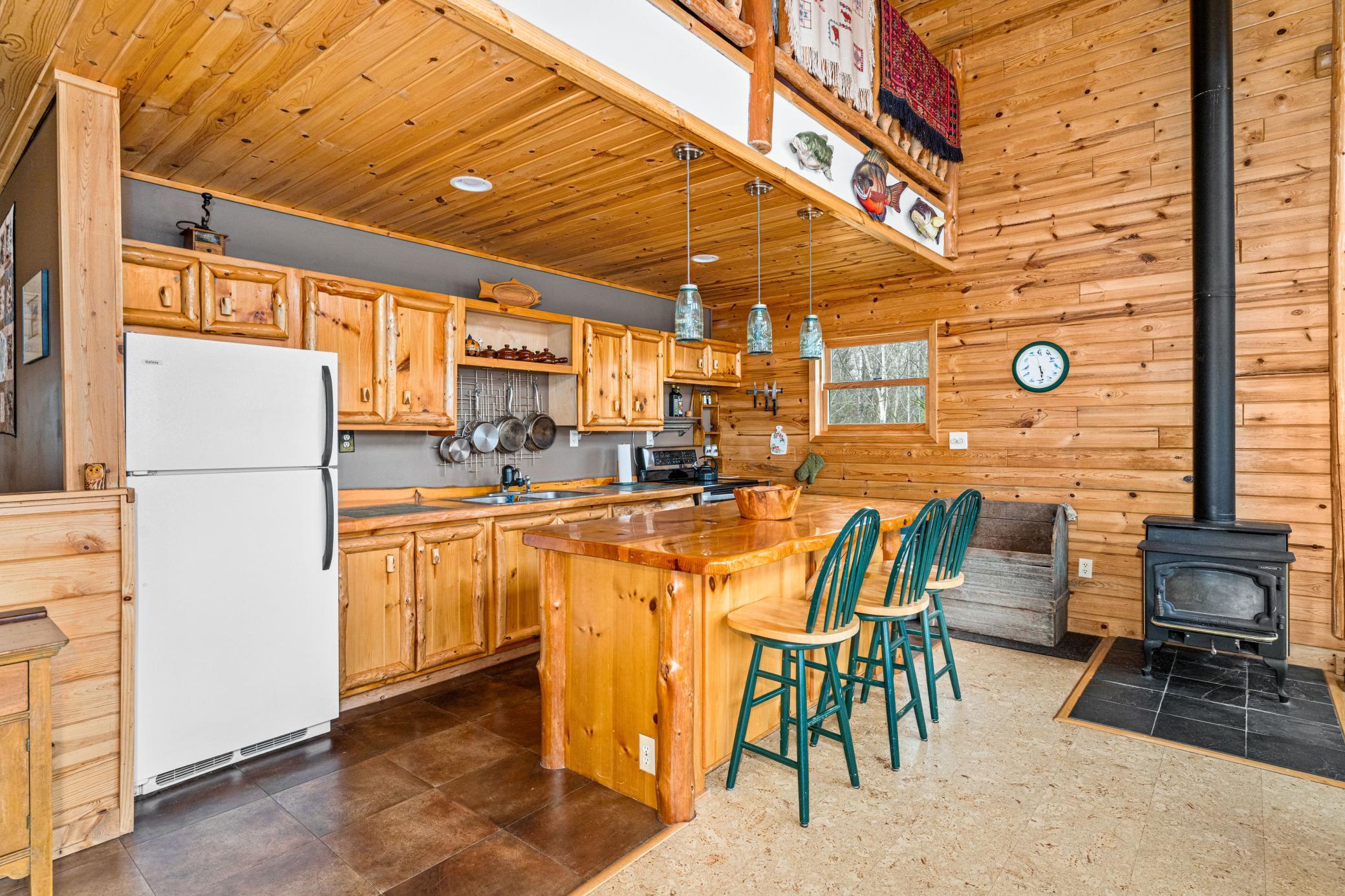 Homes for sale in Hibbing, MN | 12846 Wichingen Rd, Hibbing, MN 55746 | MLS# 7064298