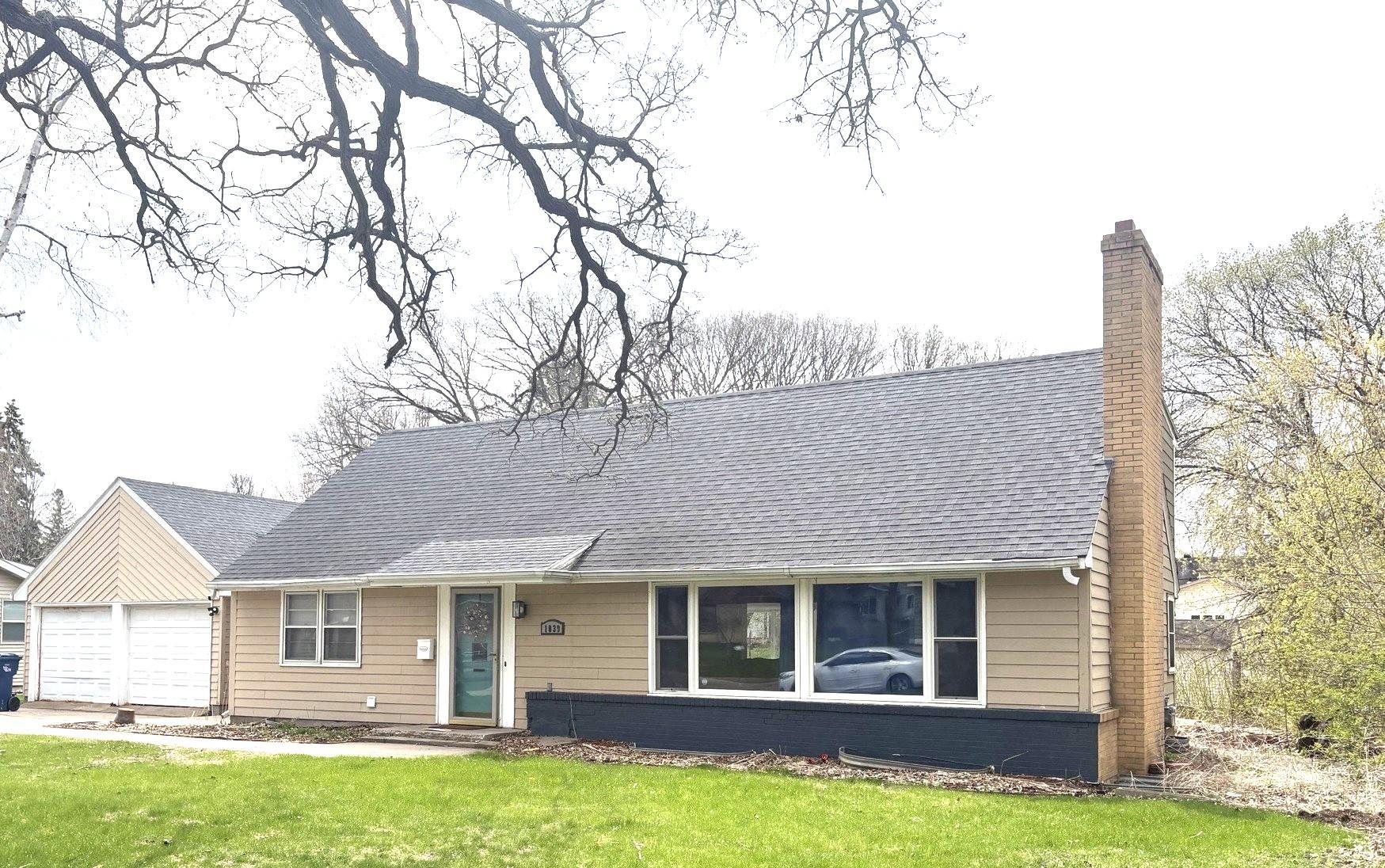 1st image of 1039 W Summit Ave, Fergus Falls, MN 56537 | MLS# 7064631