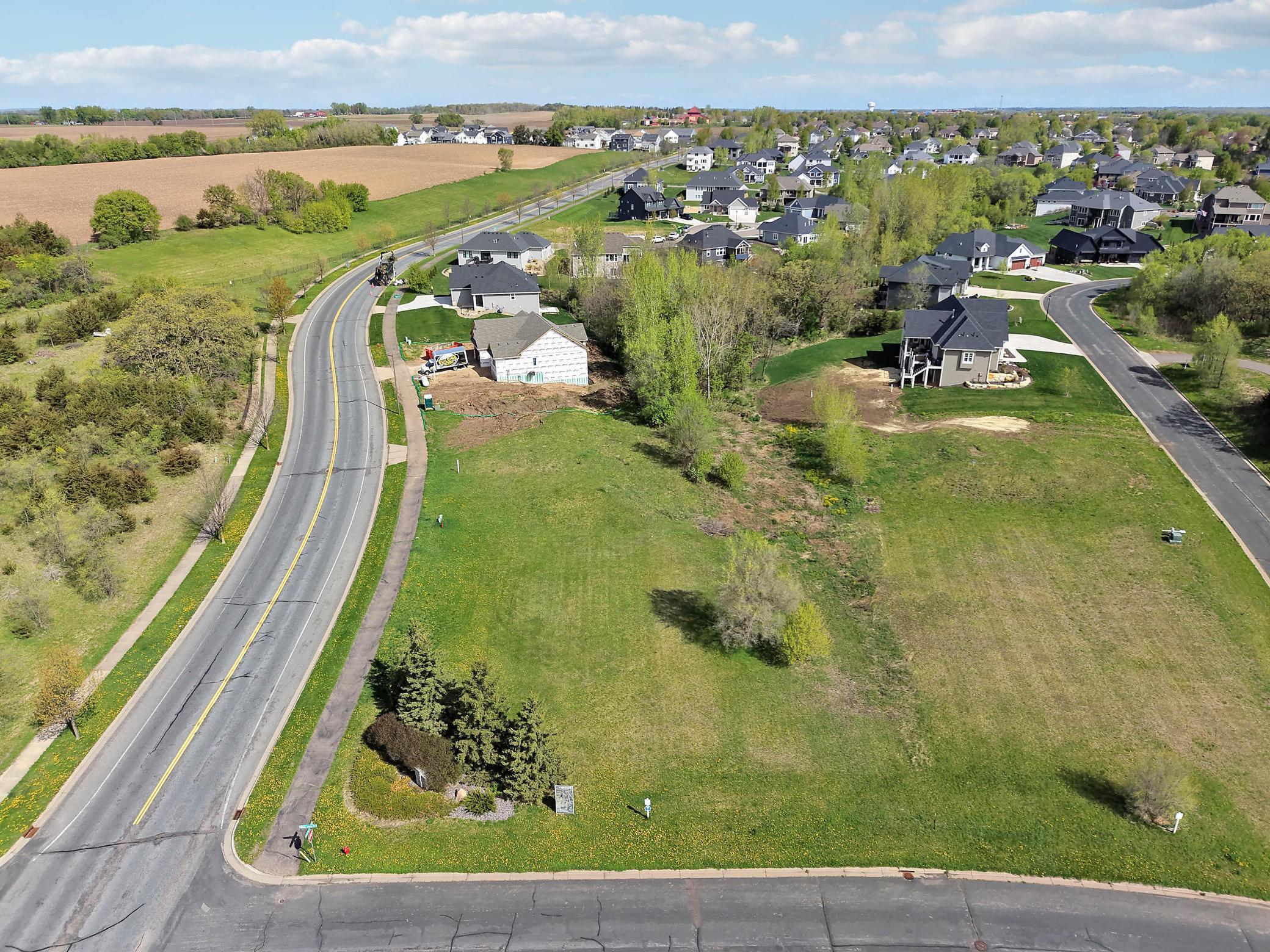2nd image of 2745 General Sieben Dr, Hastings, MN 55033 | MLS# 7064677