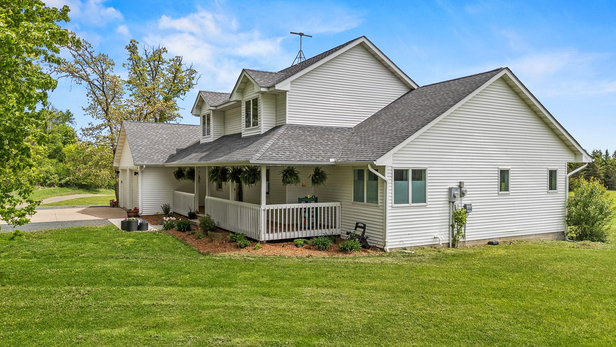 2nd image of 2095 80th St, Somerset, WI 54025 | MLS# 7064777
