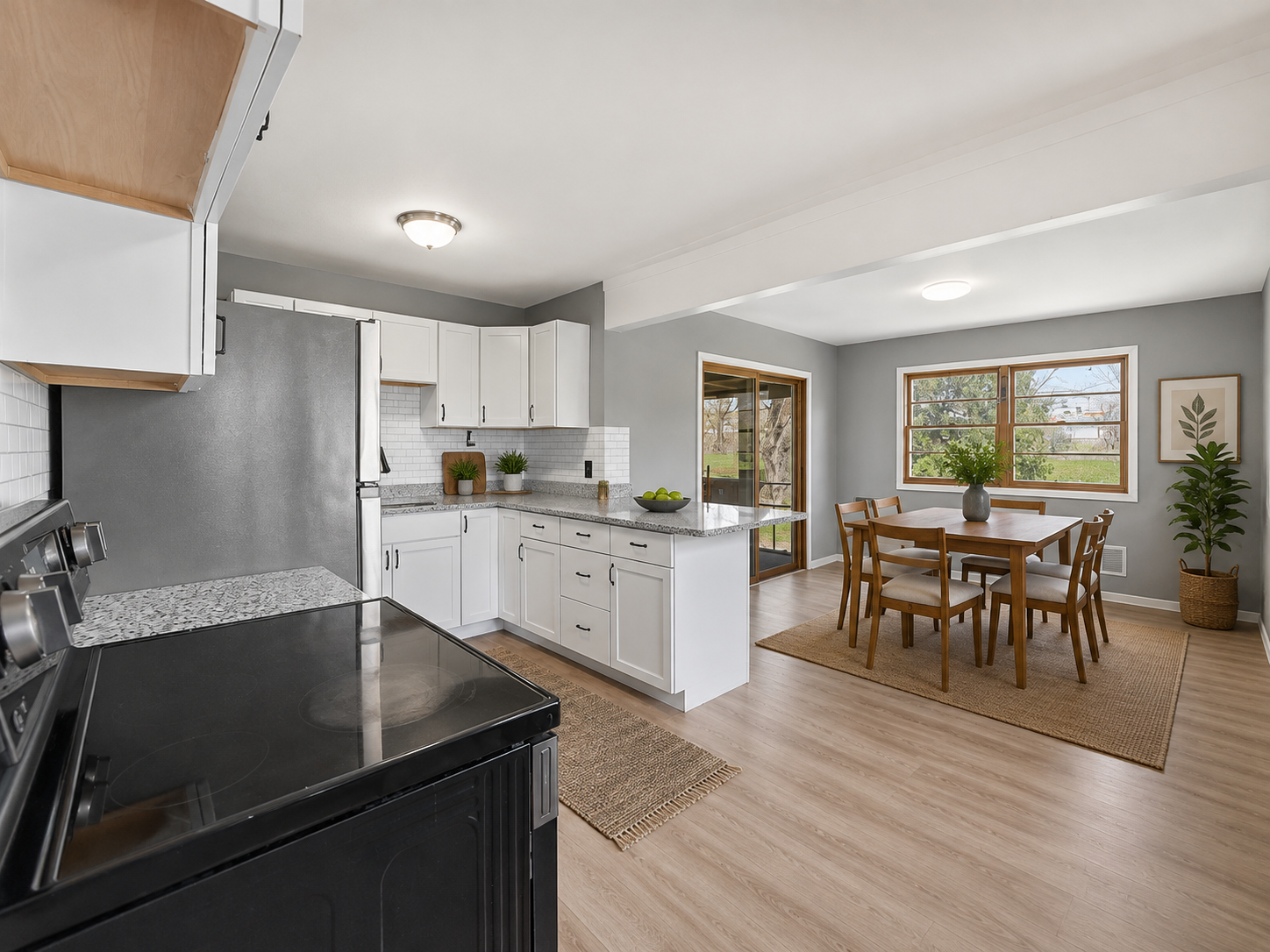 3rd image of 1697 Rose Pl, Saint Paul, MN 55113 | MLS# 7064909