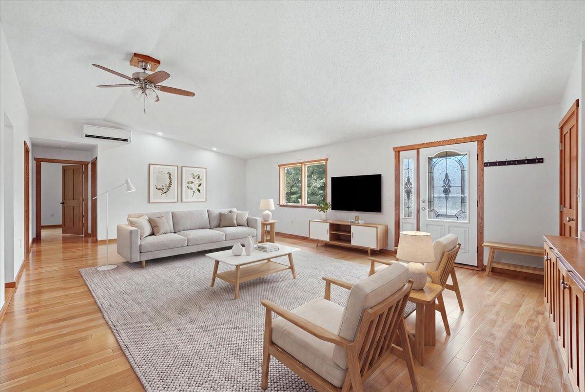 4th image of 614 45Th St, Clear Lake, WI 54005 | MLS# 7064989