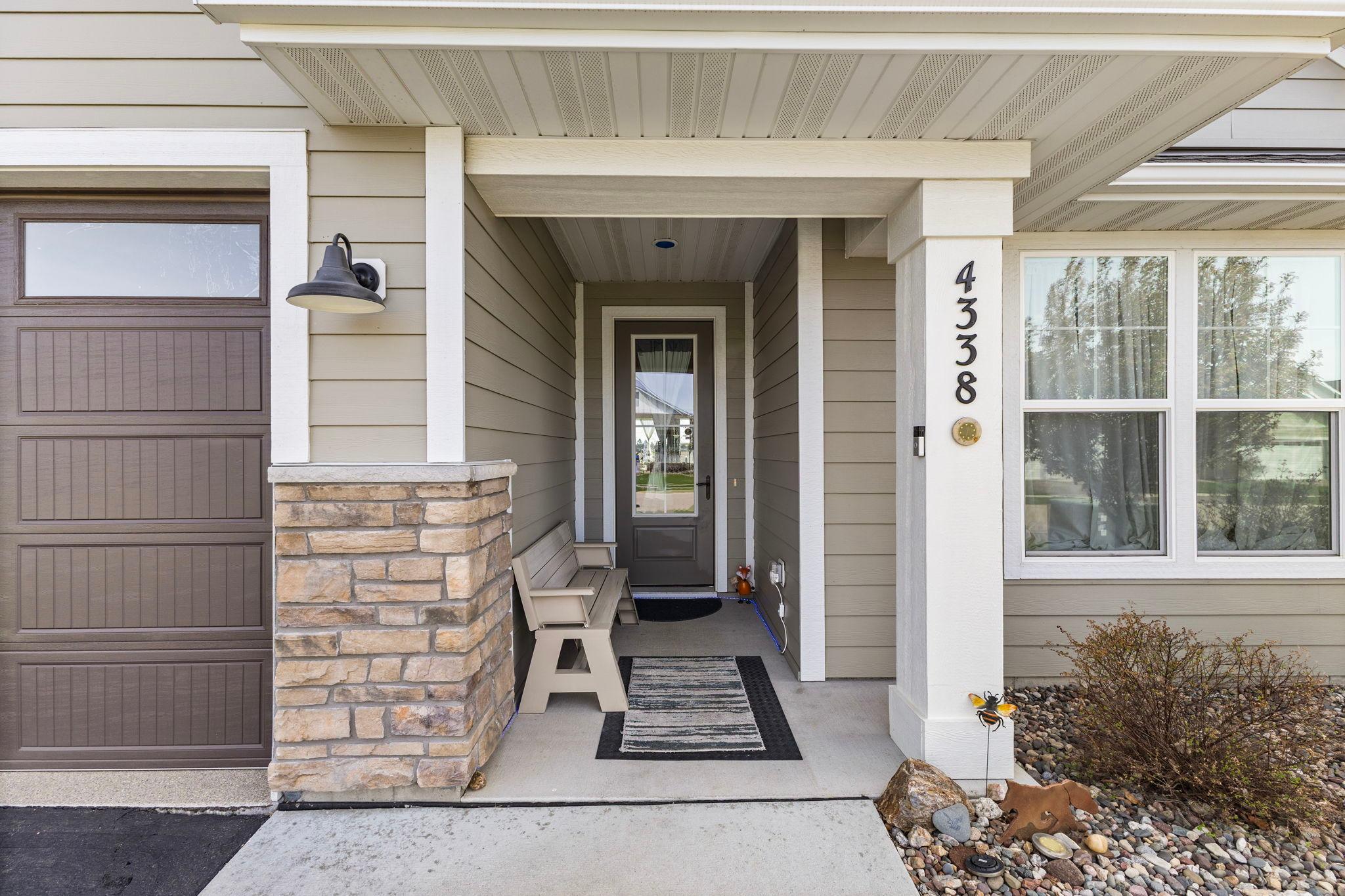 2nd image of 4338 Monarch Dr, Saint Paul, MN 55129 | MLS# 7065129
