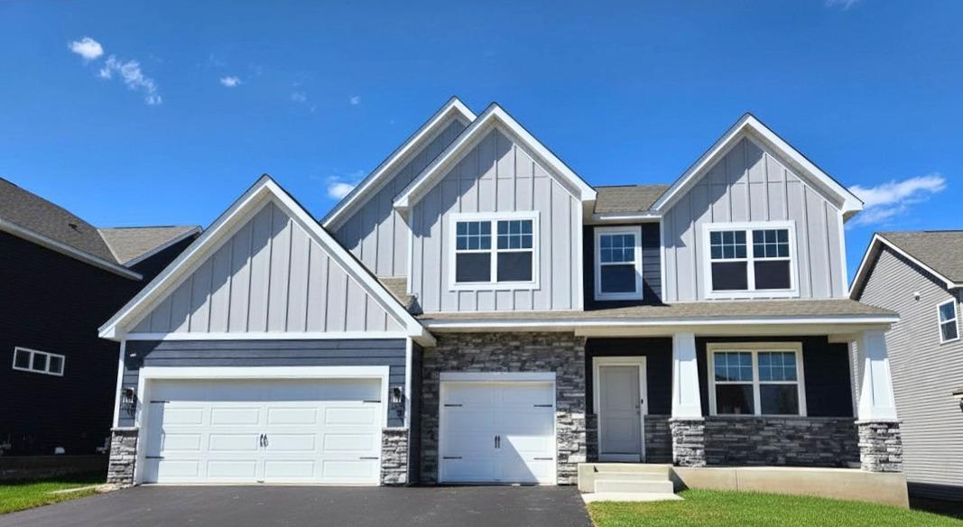 1st image of 4913 Blake Wy, Saint Paul, MN 55129 | MLS# 7065438