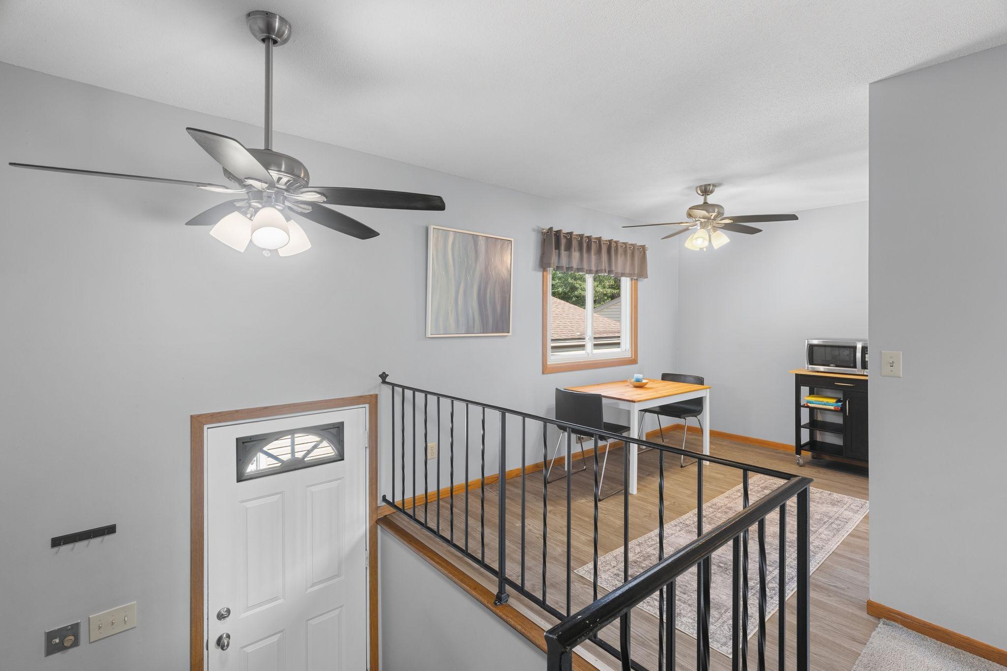 4th image of 12142 Drake St Nw, Minneapolis, MN 55448 | MLS# 7065580