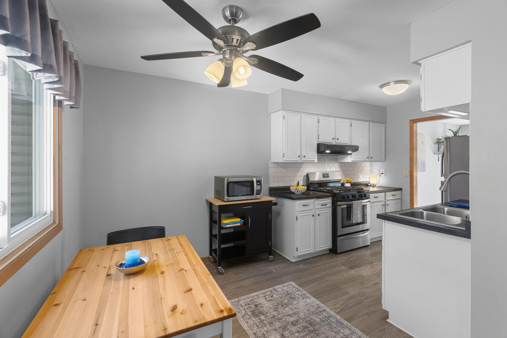 5th image of 12142 Drake St Nw, Minneapolis, MN 55448 | MLS# 7065580