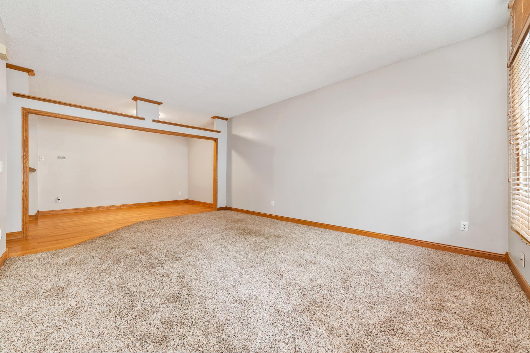 3rd image of 9624 Peony Ln N, Maple Grove, MN 55311 | MLS# 7065664