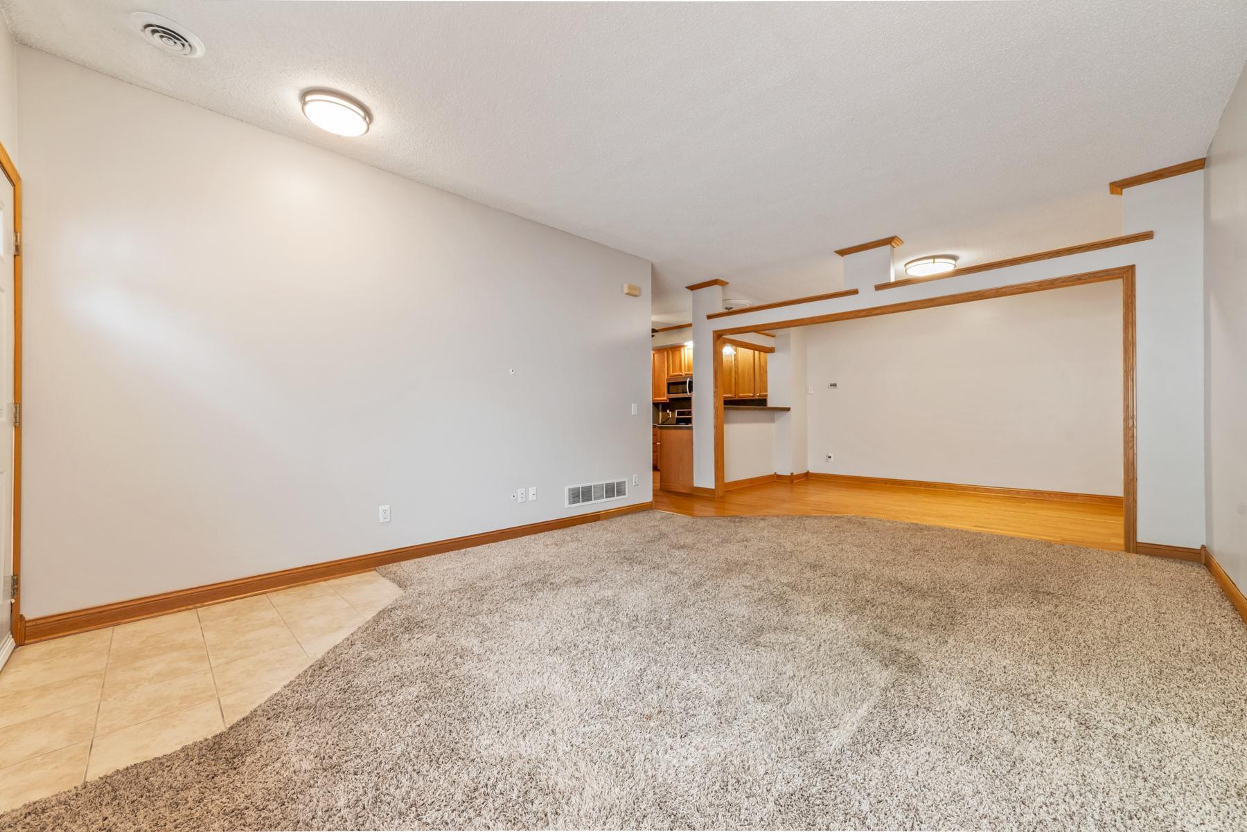 4th image of 9624 Peony Ln N, Maple Grove, MN 55311 | MLS# 7065664