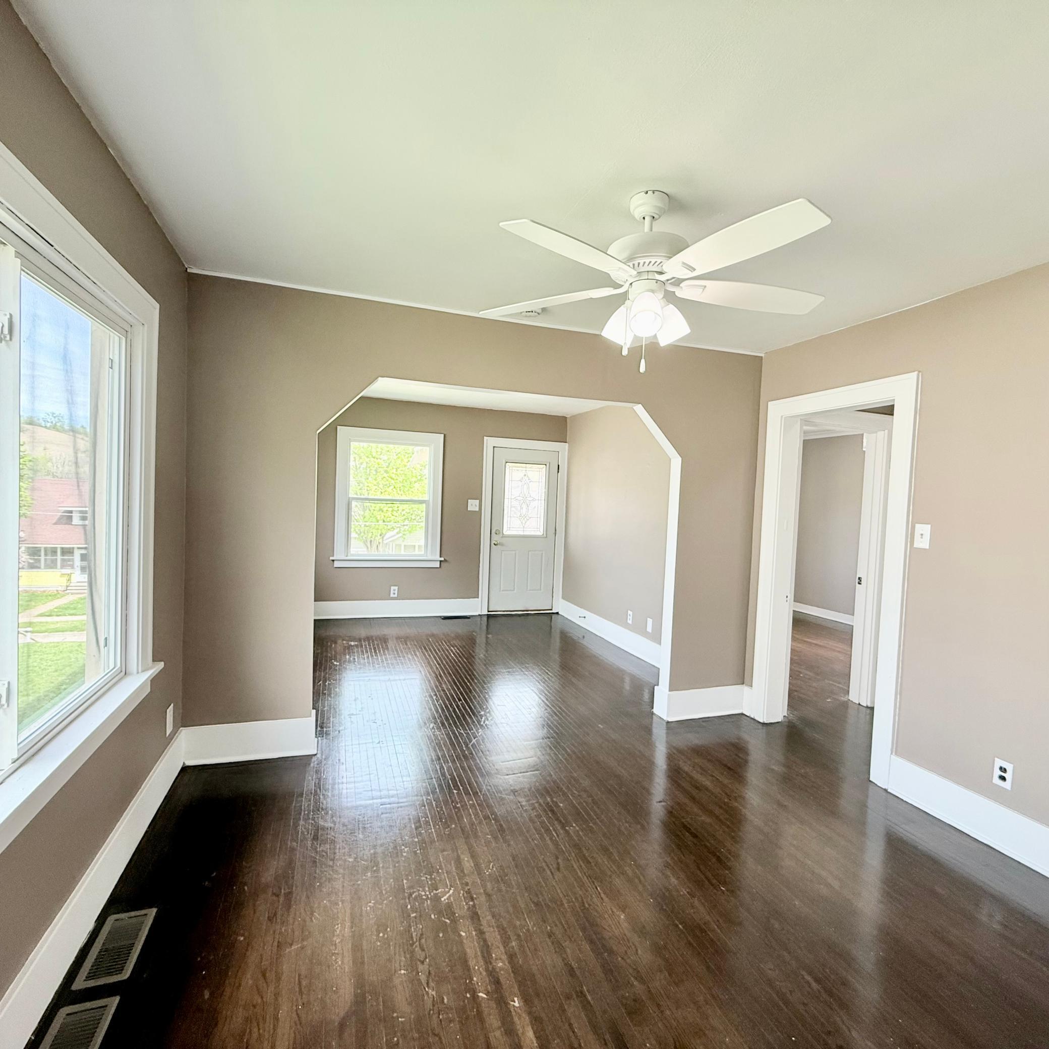5th image of 1524 East Ave, Red Wing, MN 55066 | MLS# 7065677