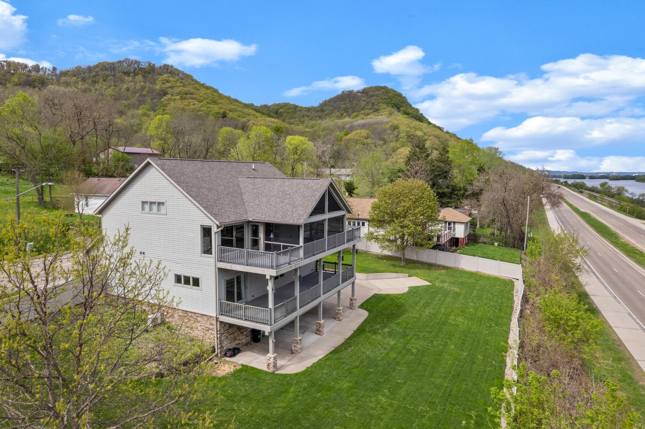 3rd image of 36074 Old Homer Rd, Winona, MN 55987 | MLS# 7065735
