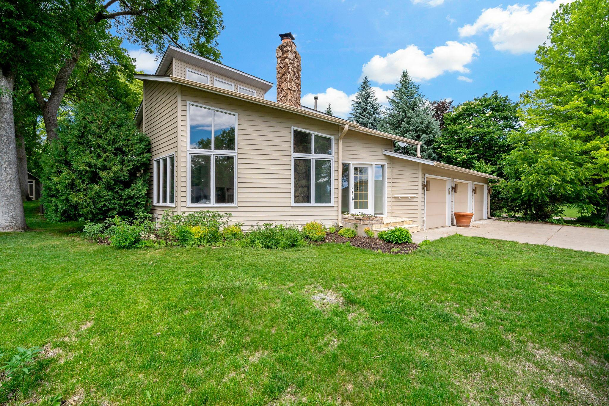 5th image of 10300 27Th Avenue N, Minneapolis, MN 55441 | MLS# 7065744