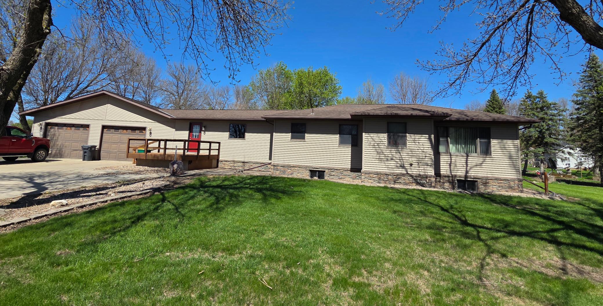 Homes for sale in Heron Lake, MN | 211 13th St, Heron Lake, MN 56137 | MLS# 7065747