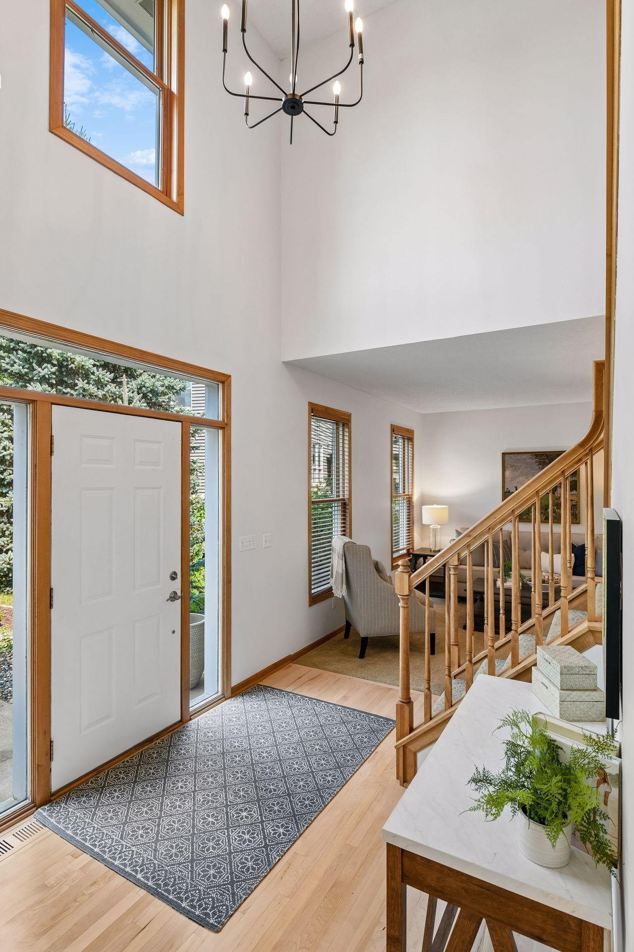 5th image of 2719 Longacres Dr, Chanhassen, MN 55317 | MLS# 7065873