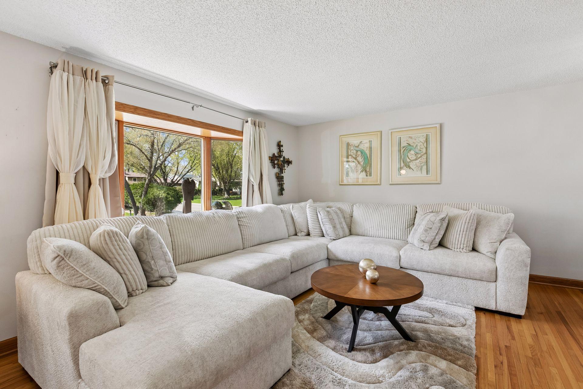 5th image of 6766 Cottonwood Ln N, Maple Grove, MN 55369 | MLS# 7065885