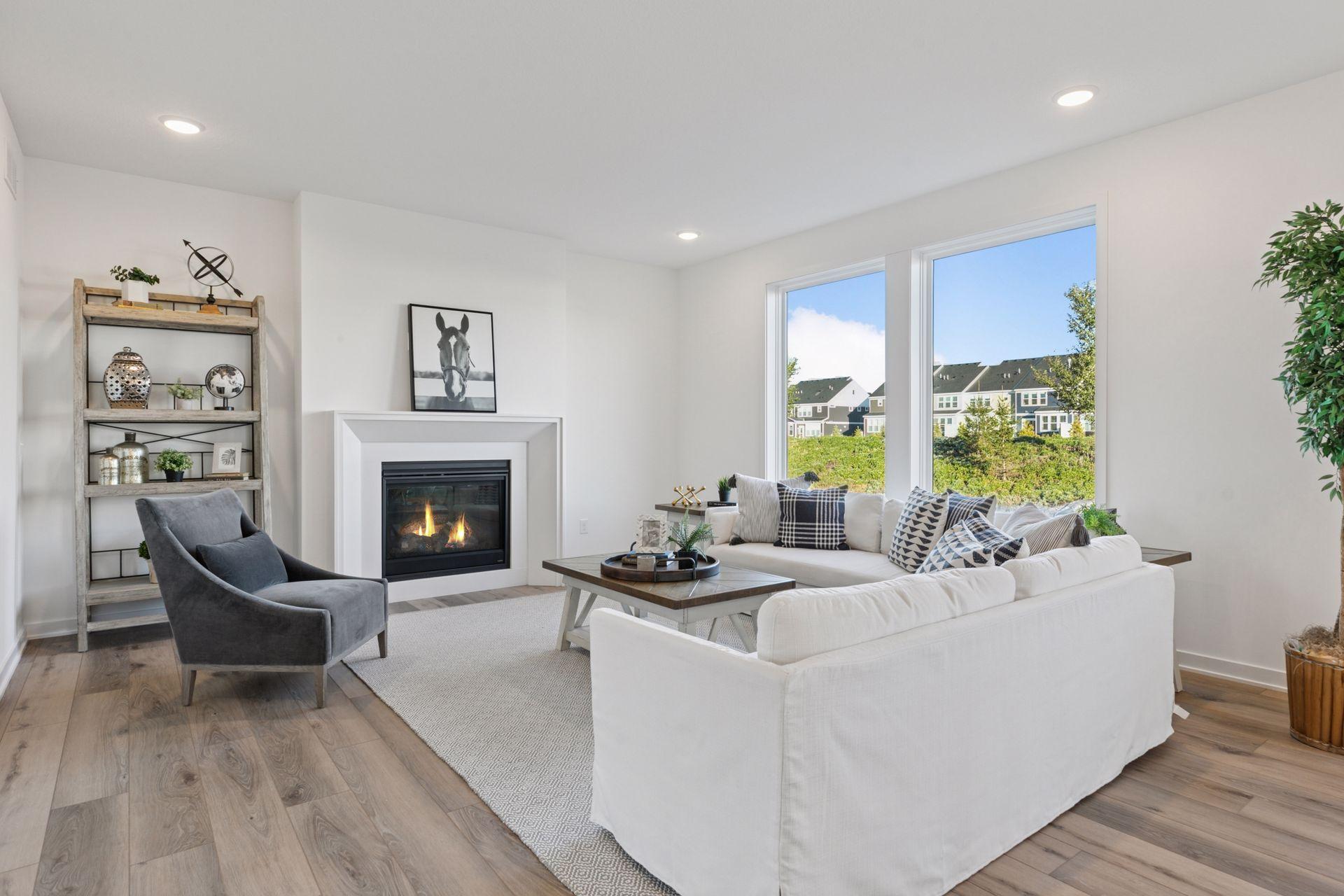 1st image of 10157 Blackmoor Rd, Saint Paul, MN 55129 | MLS# 7065921
