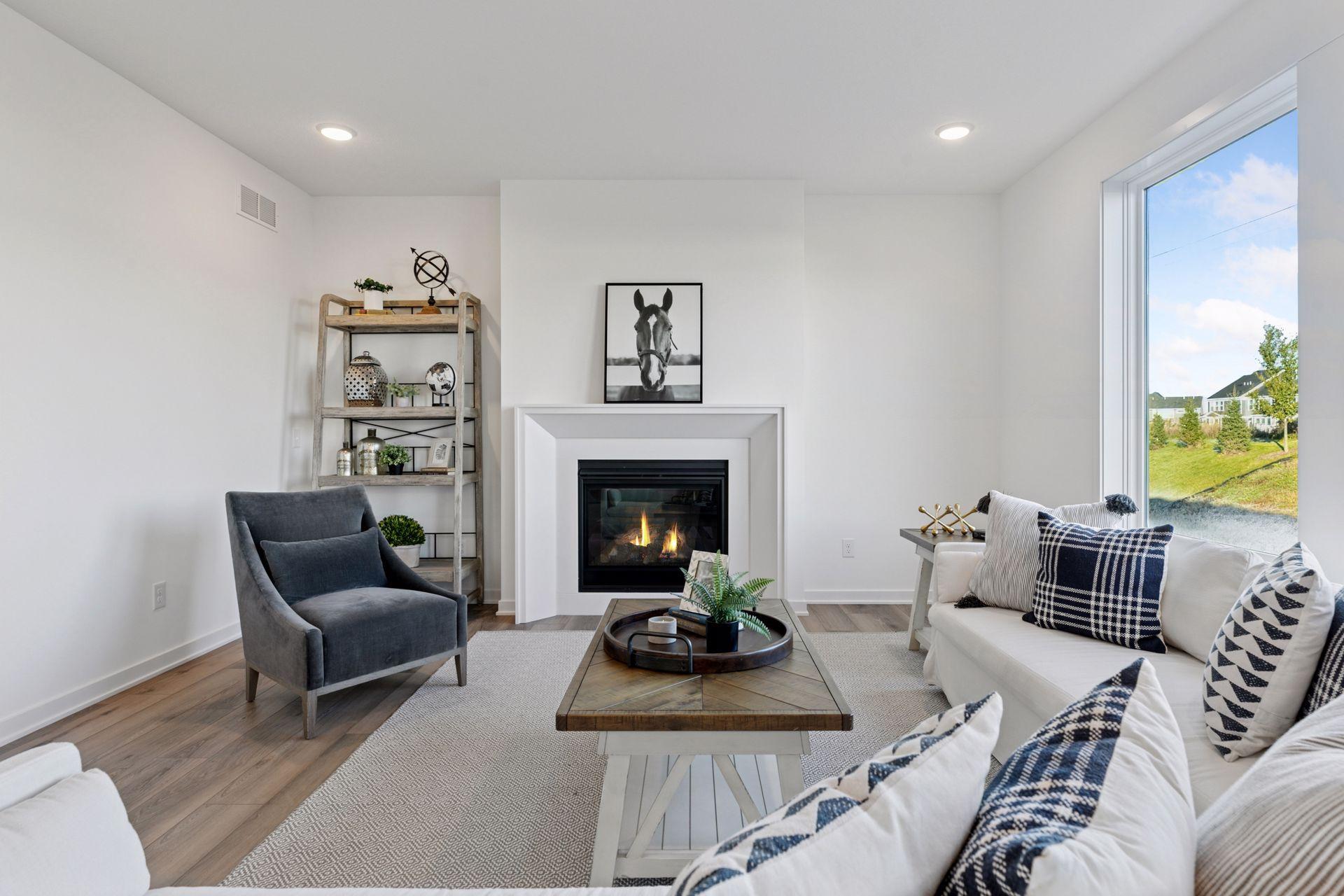 2nd image of 10157 Blackmoor Rd, Saint Paul, MN 55129 | MLS# 7065921