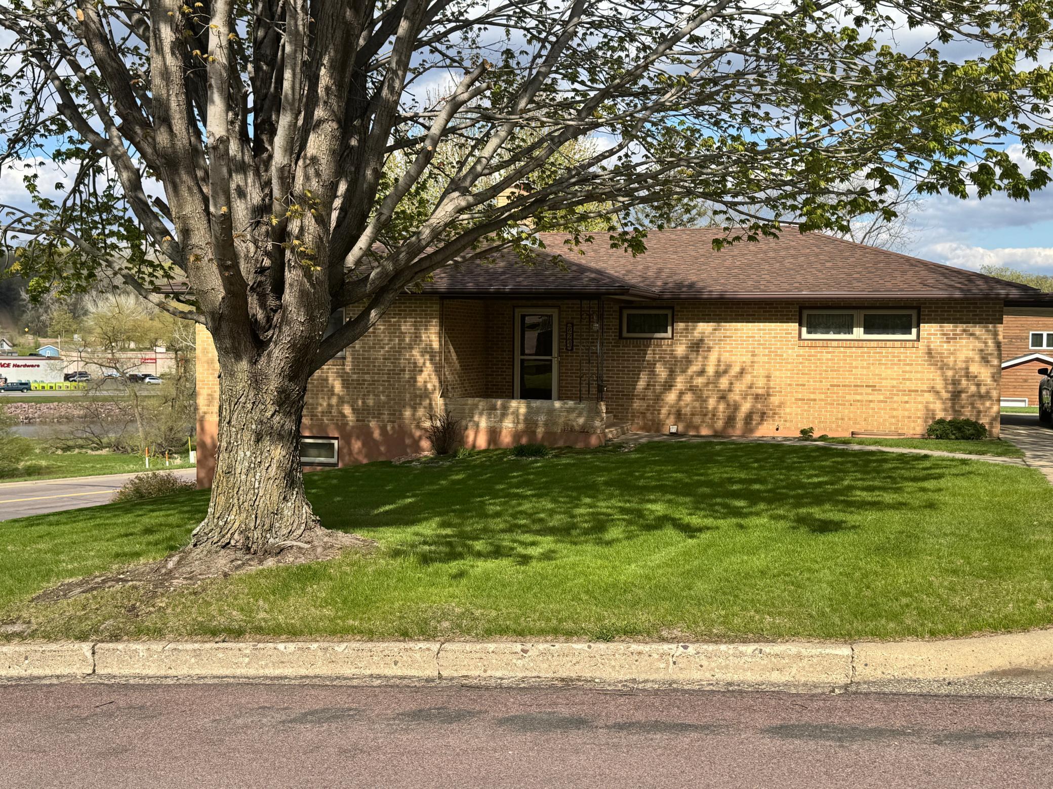 Homes for sale in Jackson, MN | 824 Brown St, Jackson, MN 56143 | MLS# 7066248