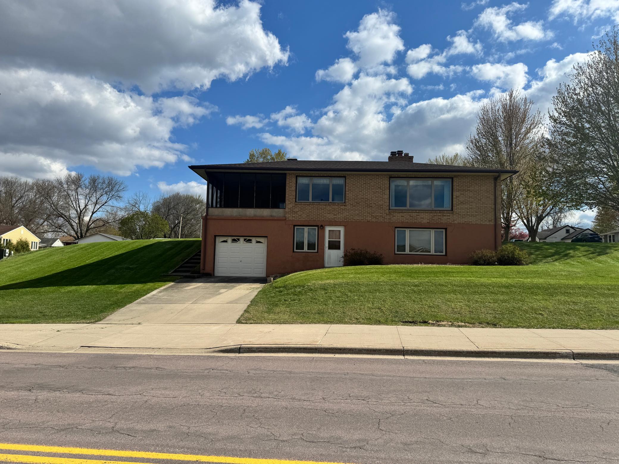 Homes for sale in Jackson, MN | 824 Brown St, Jackson, MN 56143 | MLS# 7066248