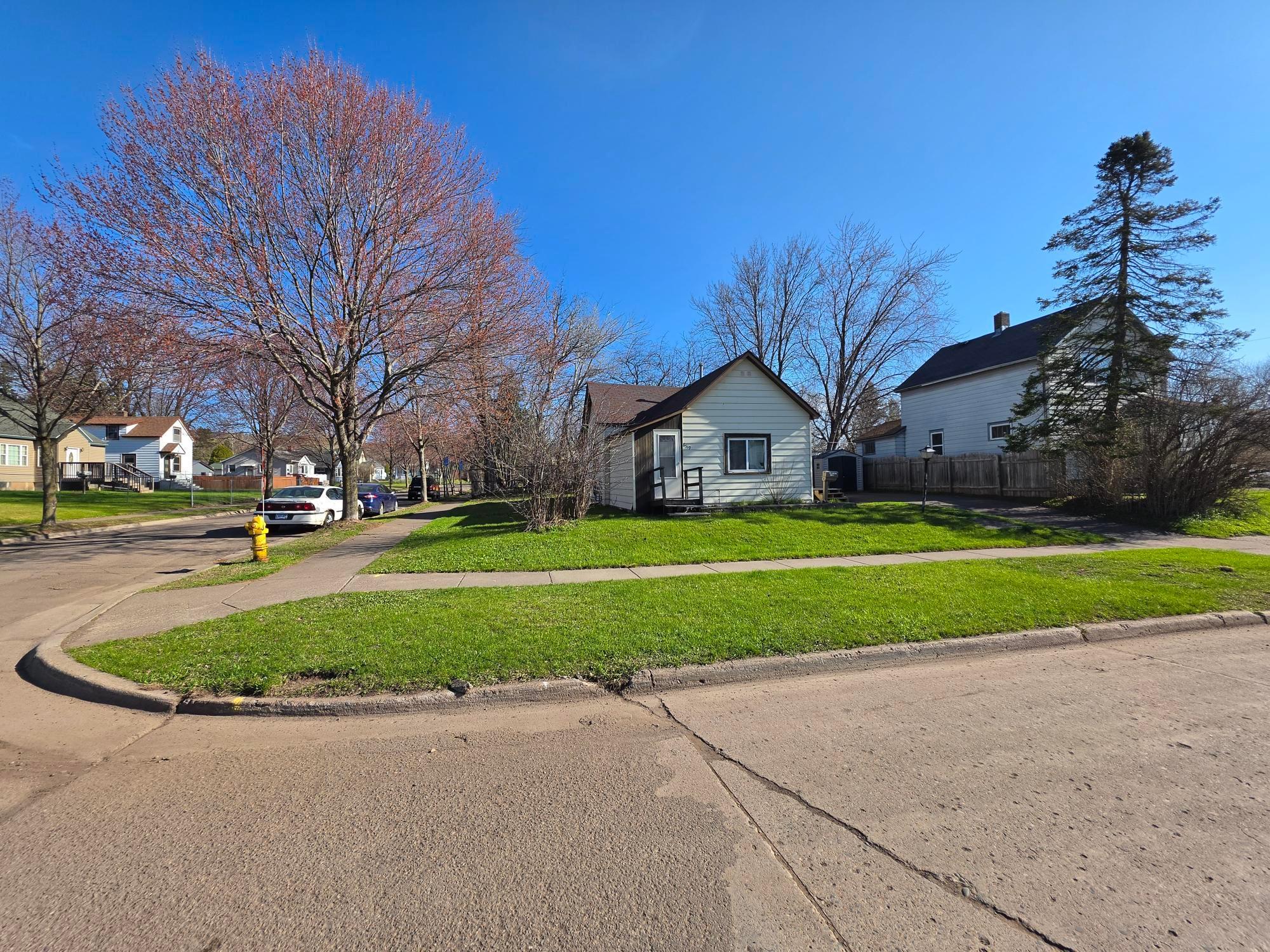 Homes for sale in Duluth, MN | 6519 Polk St, Duluth, MN 55807 | MLS# 7066324