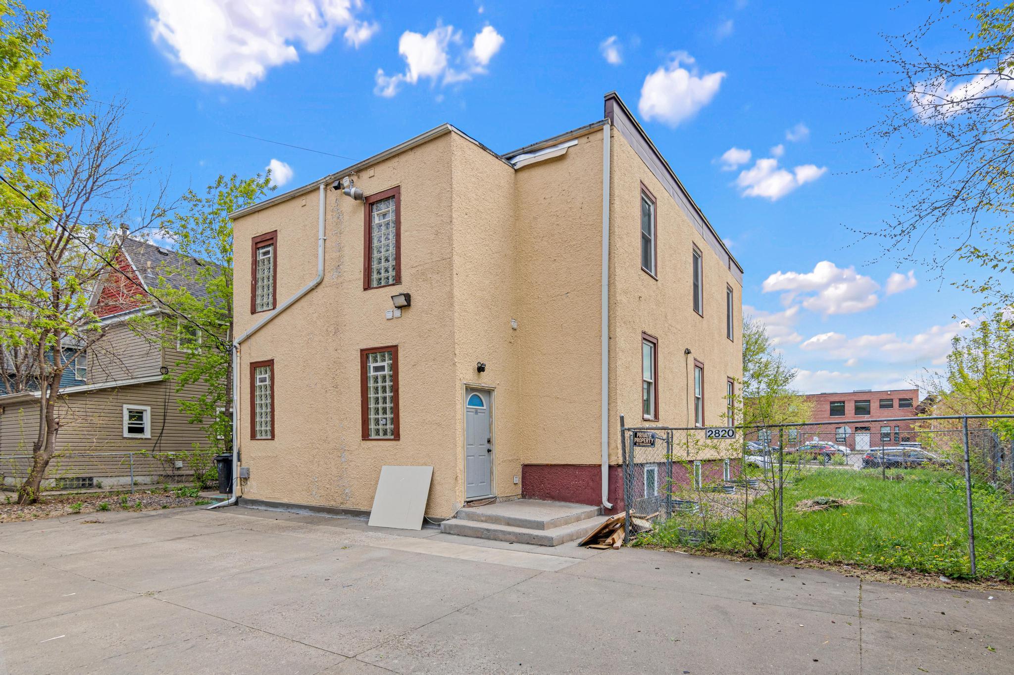 32nd image of 2820 12th Ave S, Minneapolis, MN 55407 | MLS# 7066356