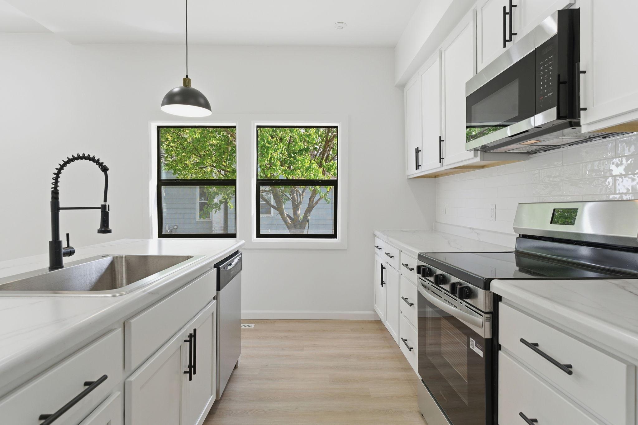 2nd image of 611 3rd St Nw, Austin, MN 55912 | MLS# 7066491