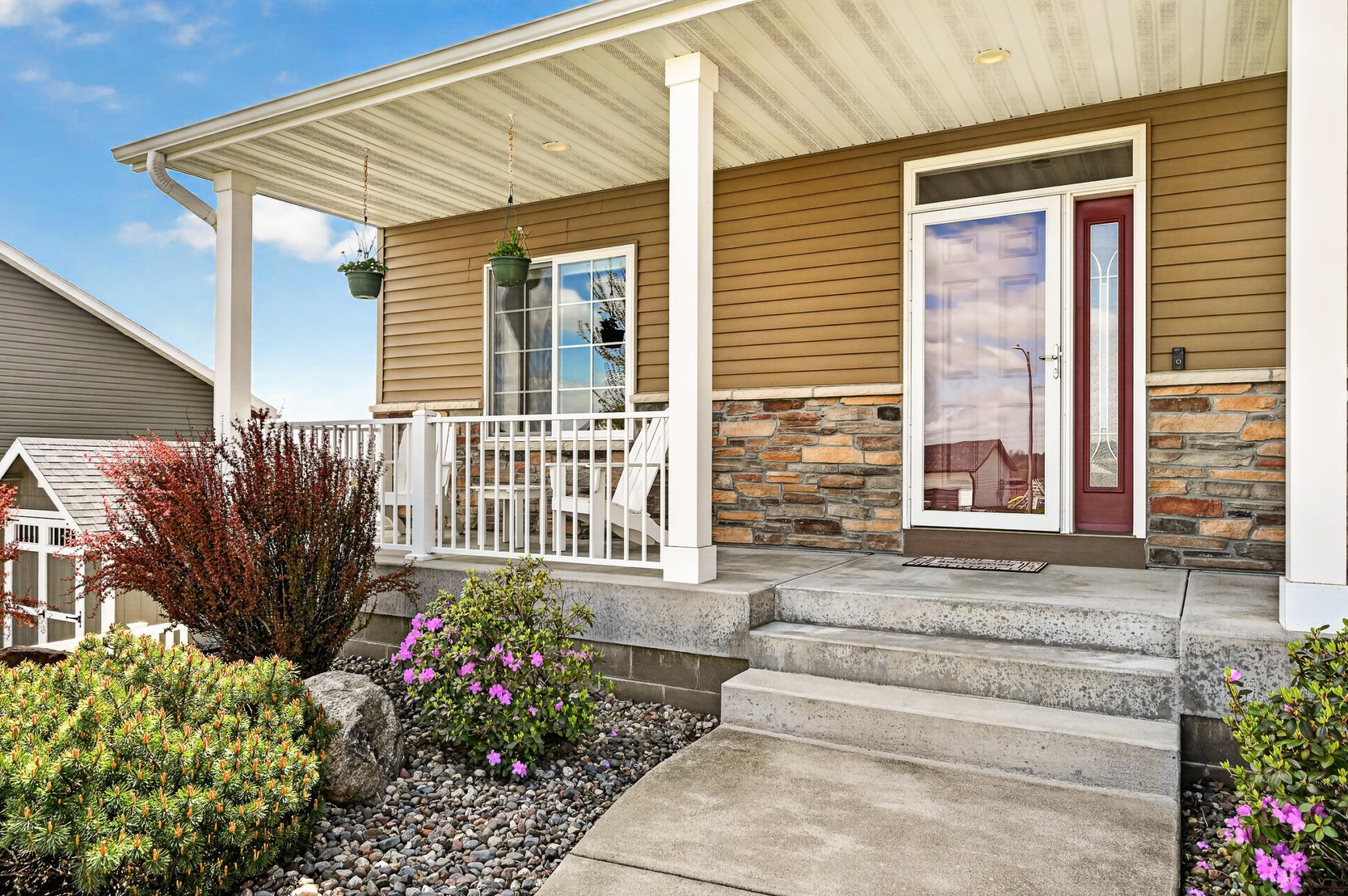 4th image of 847 Golfview Ave, Zumbrota, MN 55992 | MLS# 7066637