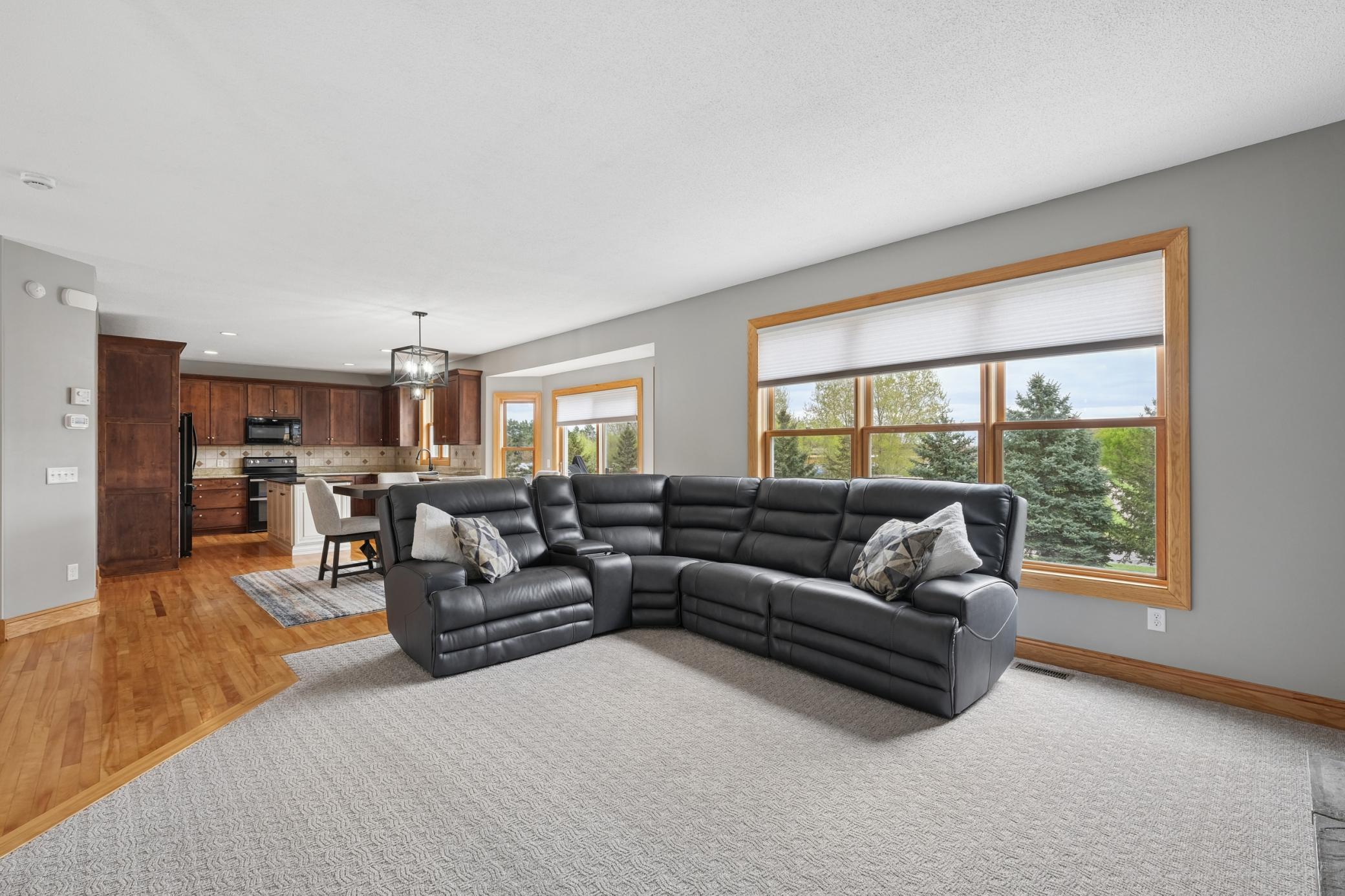 4th image of 10828 Jersey Cir N, Brooklyn Park, MN 55445 | MLS# 7067556