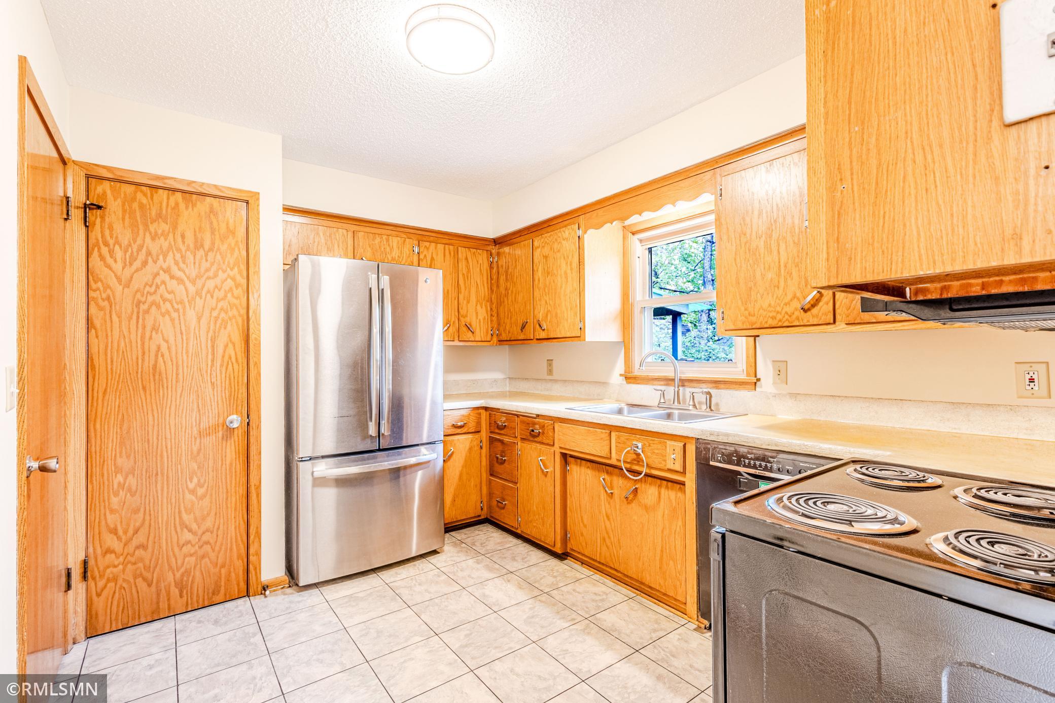 Homes for sale in Spring Lake Park, MN | 367 Manor Dr Ne, Spring Lake Park, MN 55432 | MLS# 7067714