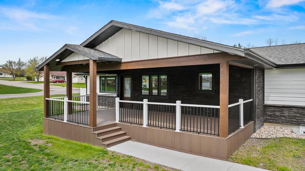 Homes for sale in Clear Lake, SD | 711 8Th St W, Clear Lake, SD 57226 | MLS# 7067765