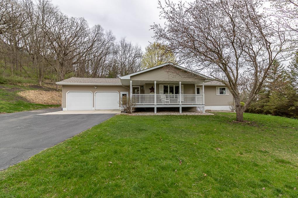 Homes for sale in Kasota, MN | 35425 Shakpays Cove Rd, Kasota, MN 56050 | MLS# 7067983