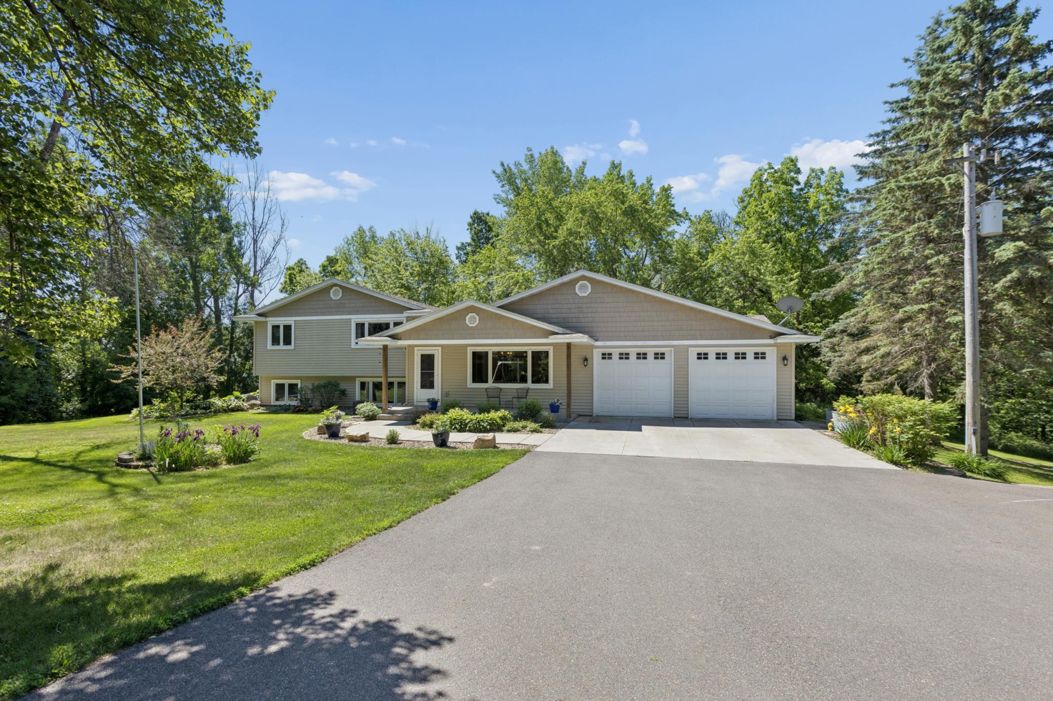 1st image of 8235 20th St Se, Buffalo, MN 55313 | MLS# 7068049