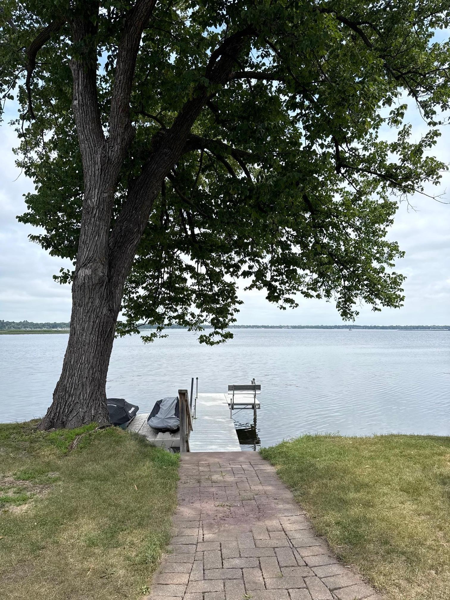 2nd image of 1590 W Lake Dr, Detroit Lakes, MN 56501 | MLS# 7068058