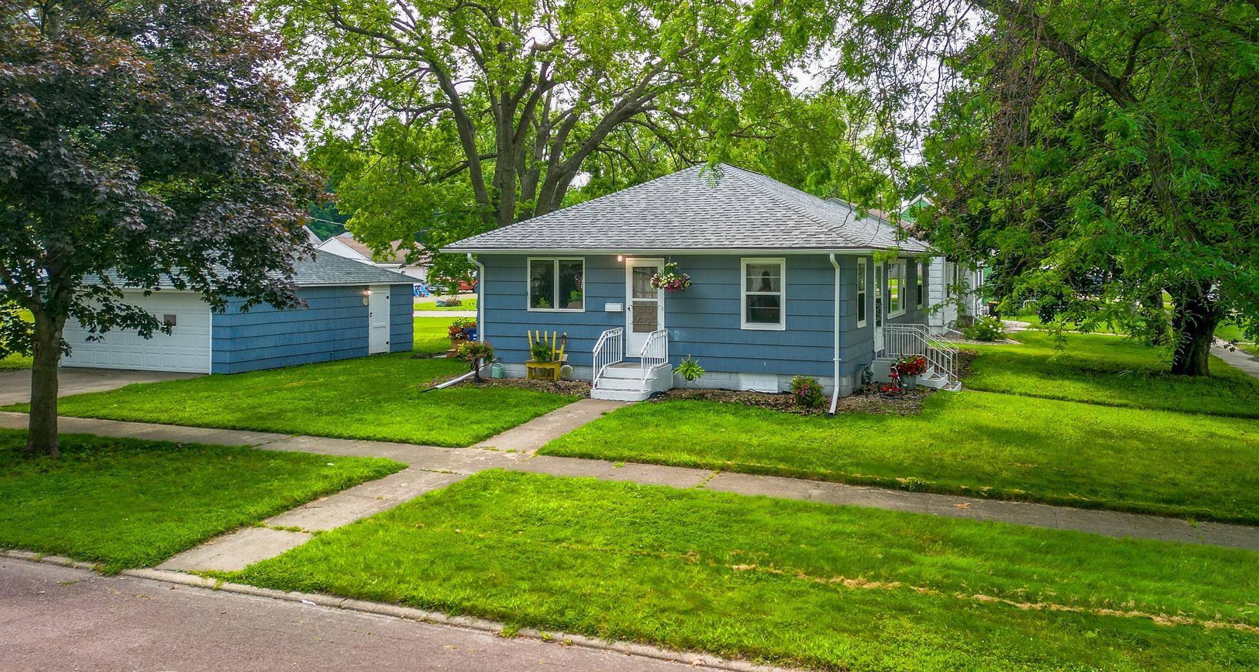 Homes for sale in Wells, MN | 801 4th Ave Sw, Wells, MN 56097 | MLS# 7068637