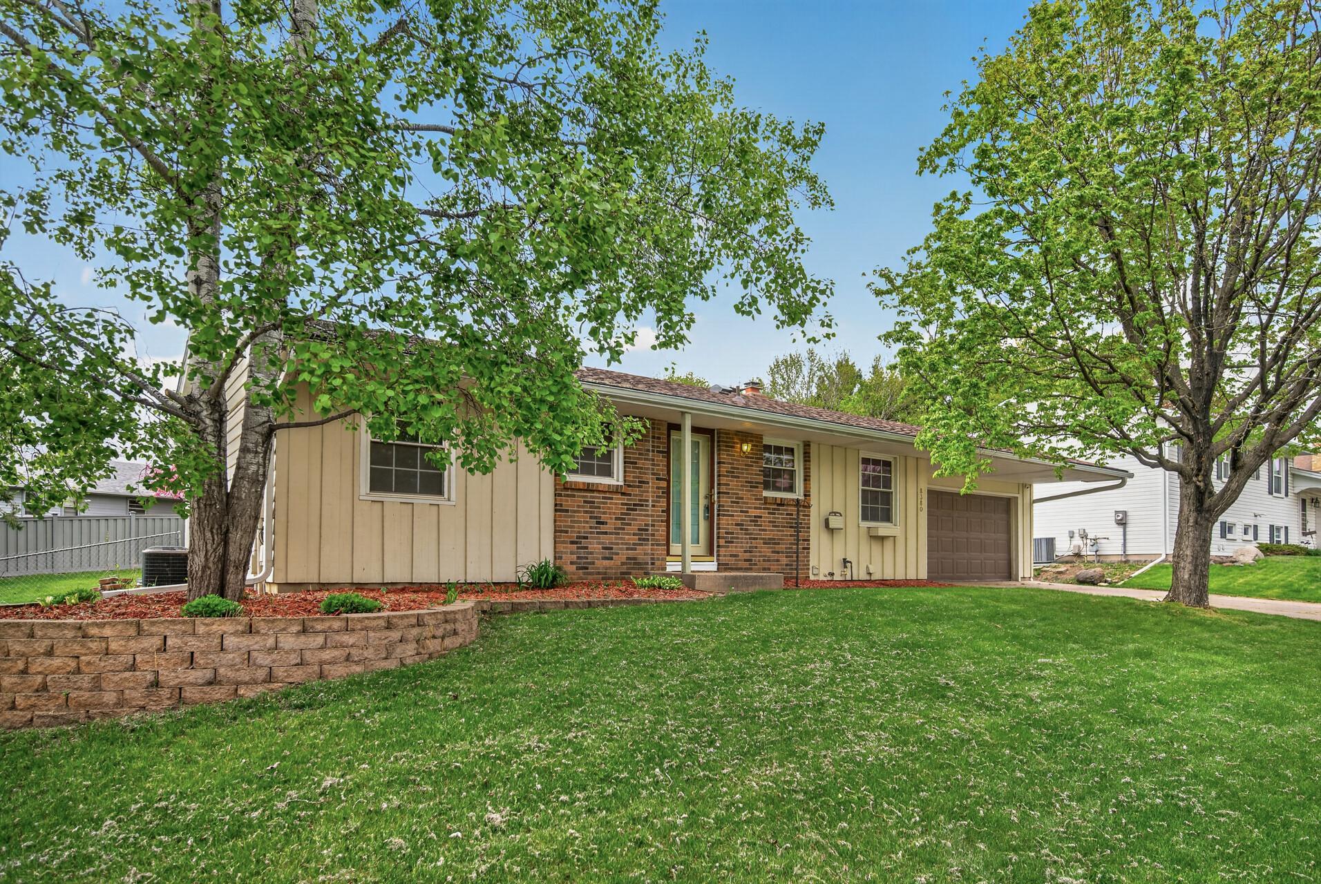 Homes for sale in Cottage Grove, MN | 8380 Isle Ave S, Cottage Grove, MN 55016 | MLS# 7068641