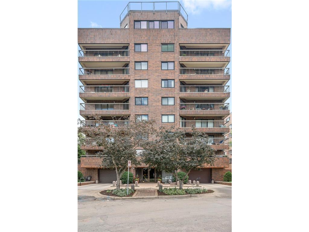 Homes for sale in Minneapolis, MN | 2885 Knox Ave S #405, Minneapolis, MN 55408 | MLS# 7068842