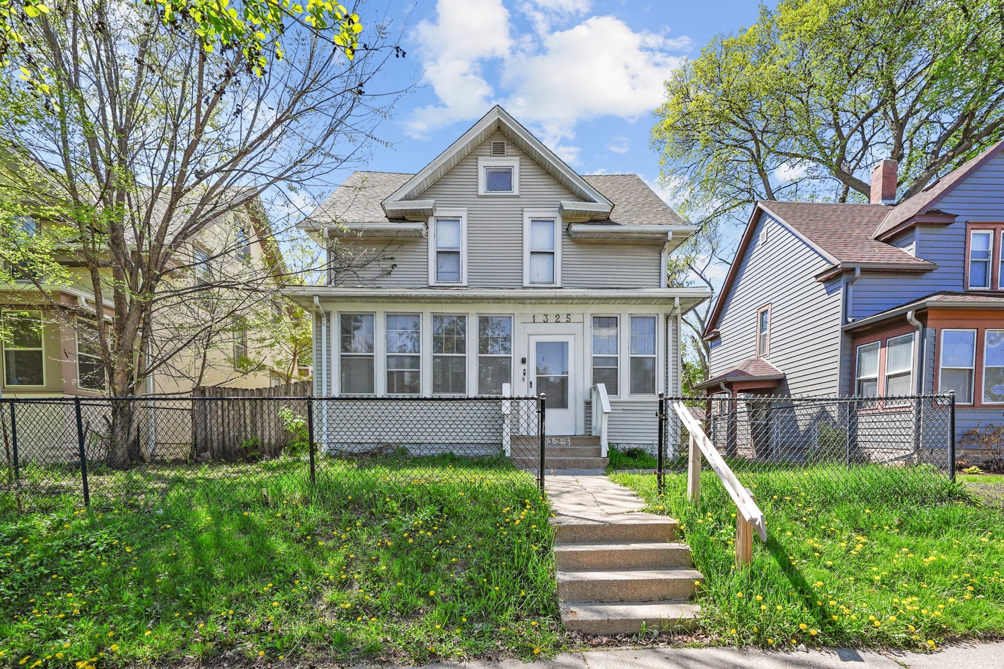 Homes for sale in Minneapolis, MN | 1325 Newton Ave N, Minneapolis, MN 55411 | MLS# 7069006